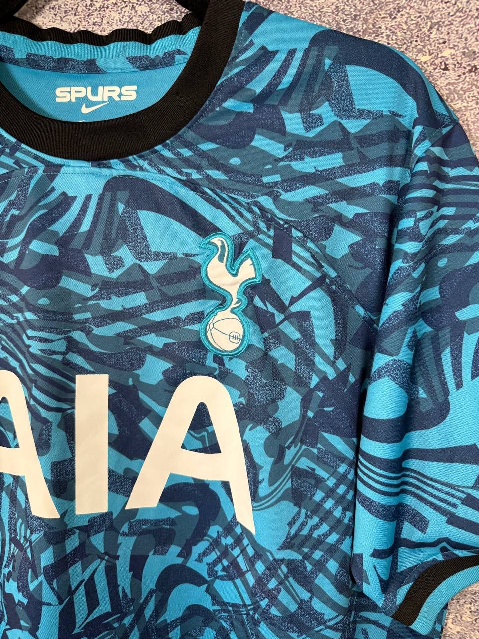Vintage Tottenham Hotspur 2022/23 Third Fan Soccer Jersey Blokcore Size US XL / EU 56 / 4 - 5 Thumbnail