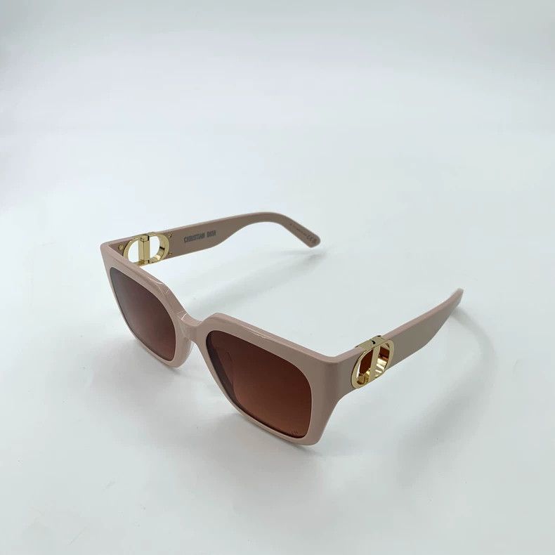 Dior Size 5430Montaigne pink logo metal letter sunglasses s