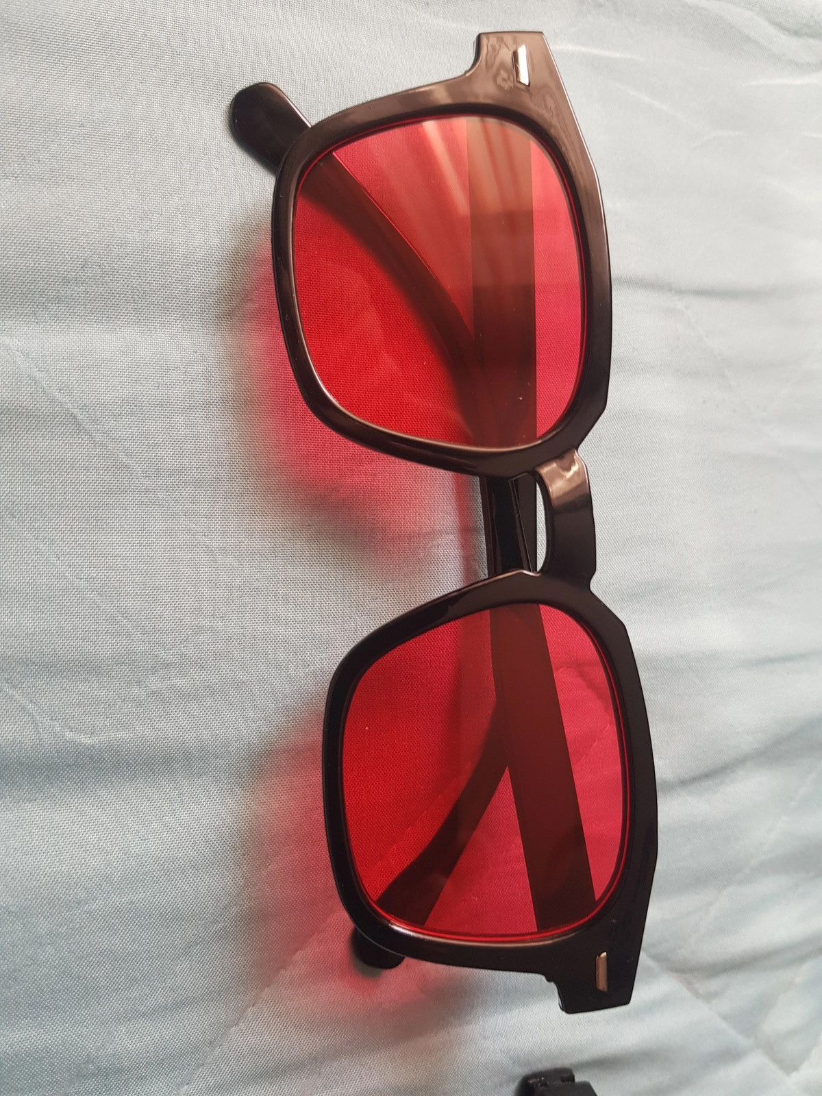 Other Red Lense Black Frame Sunglasses Size ONE SIZE - 2 Thumbnail