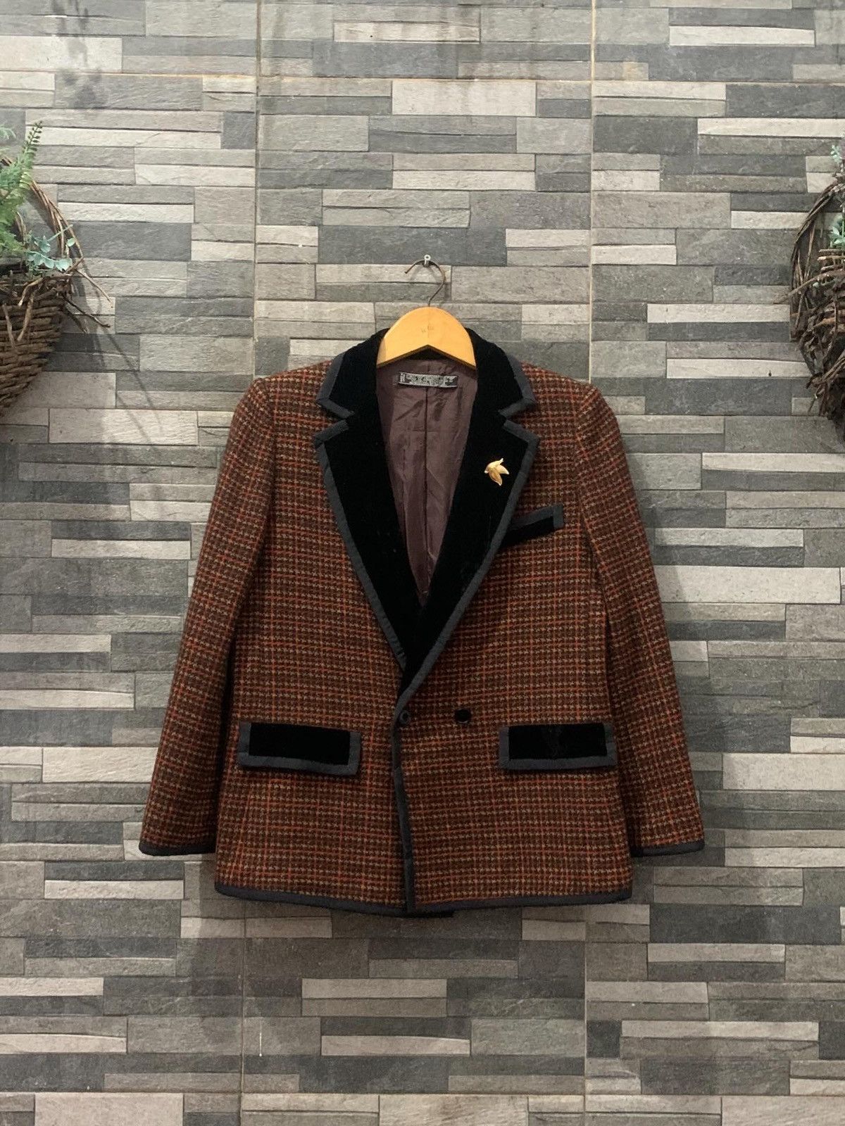 Givenchy Vintage Givenchy Wool Blazers for Women Size S / US 4 / IT 40 - 1 Thumbnail