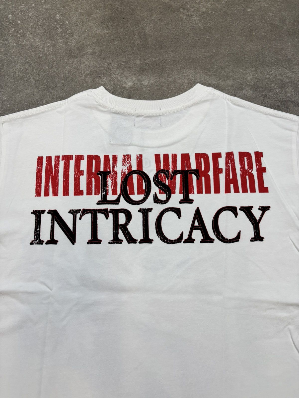 LOST INTRICACY Lost Intricacy Front Page Mag Shirt, White Size US XXL / EU 58 / 5 - 8 Thumbnail