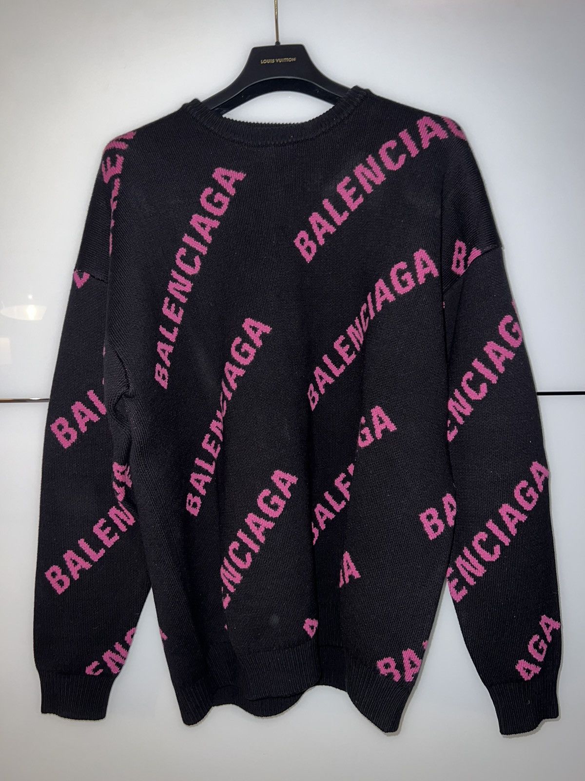Balenciaga Balenciaga All Over Logo Sweatshirt Size US L / EU 52-54 / 3 - 1 Thumbnail