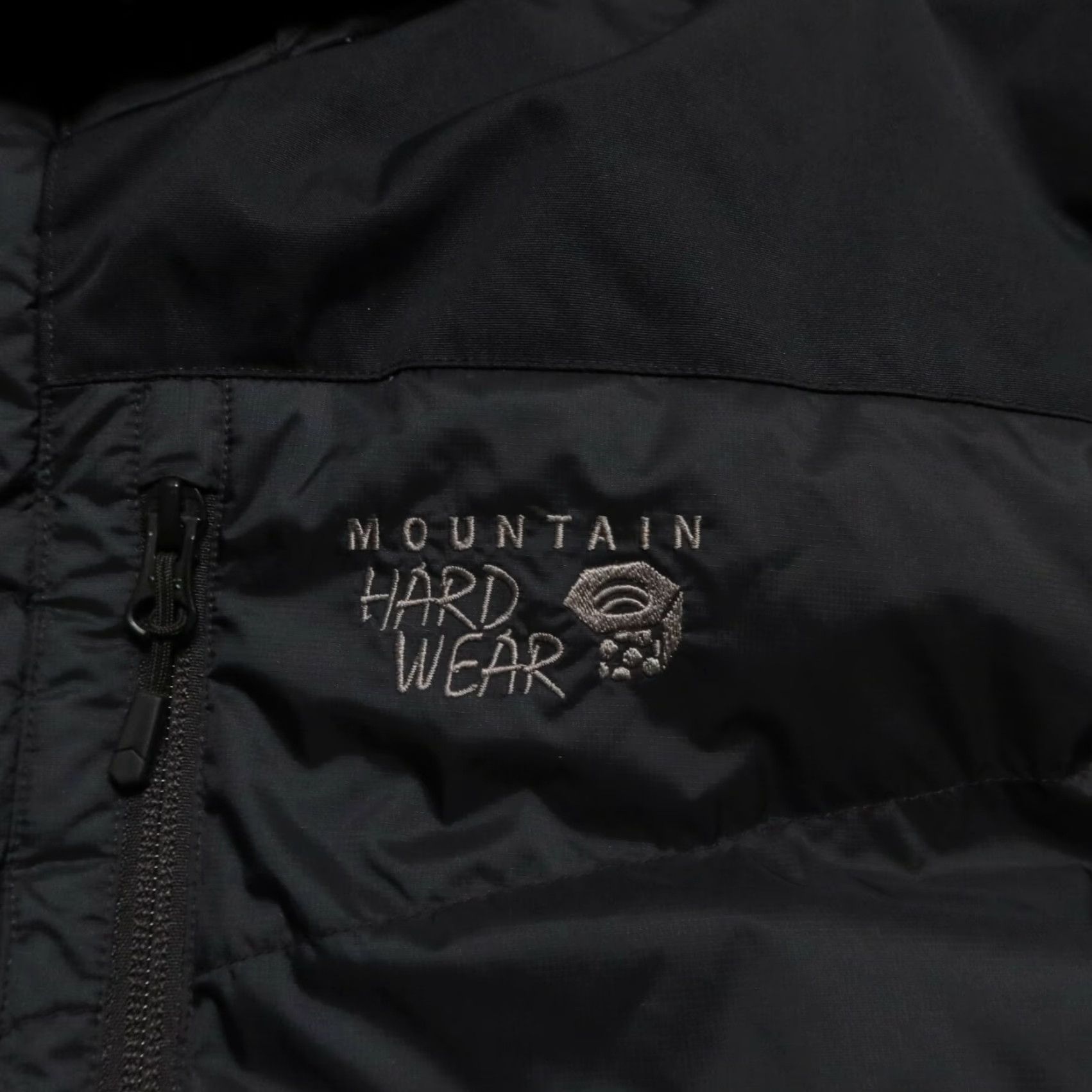 Mountain Hardwear VINTAGE Mountain Hardwear Hooded Puffer Down Jacket Size M Black Size US M / EU 48-50 / 2 - 4 Thumbnail