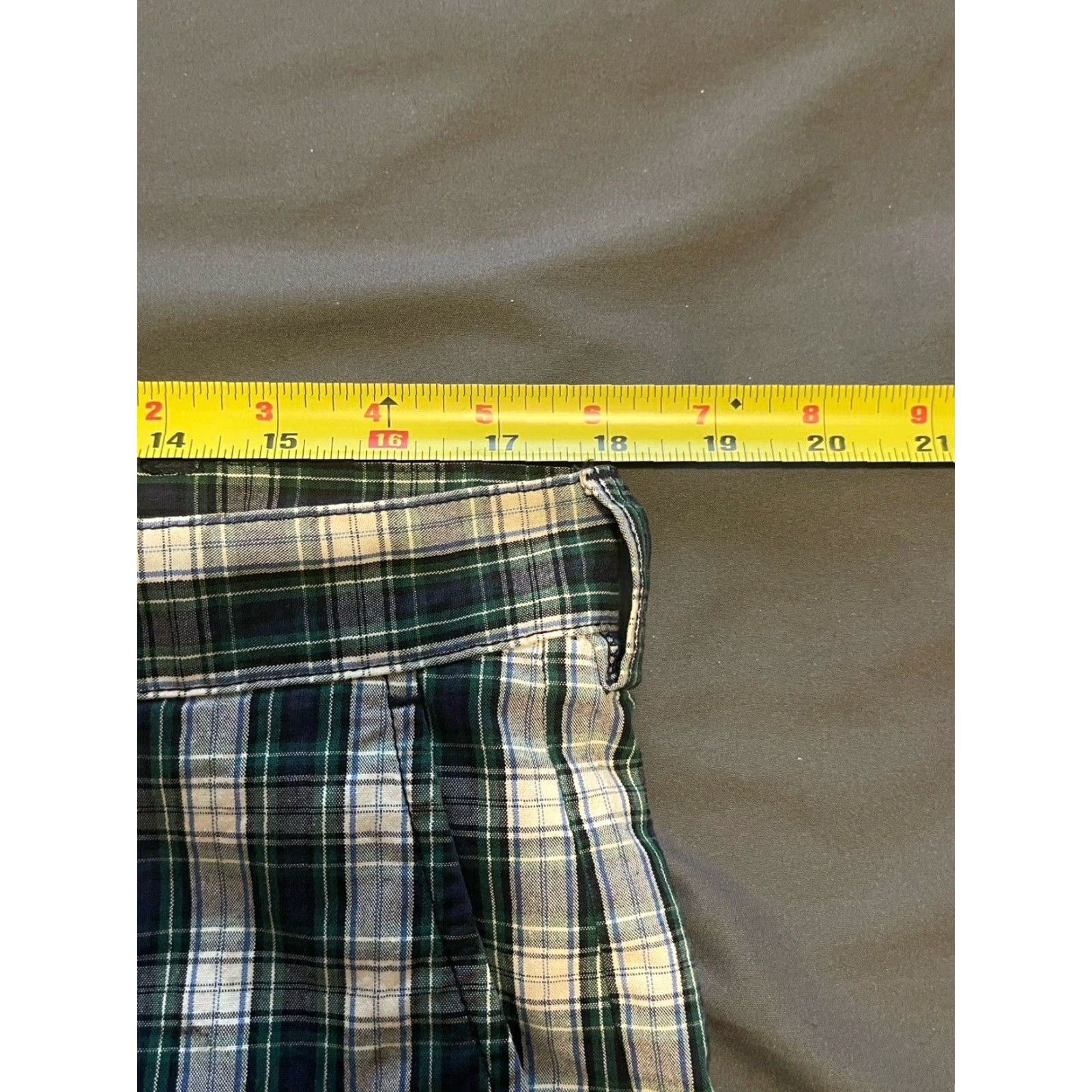 Polo Ralph Lauren Polo Ralph Lauren Men's Classic Navy Plaid Cotton Shorts 36 9.5" Inseam Lightweight Casual Multicolor Size US M / EU 48-50 / 2 - 2 Thumbnail