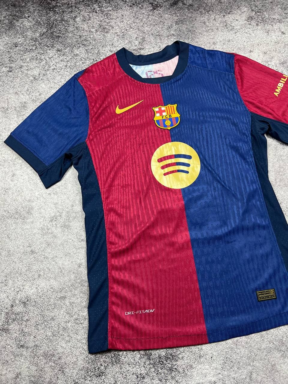 Nike Nike Barcelona O.Batlee Soccer Jersey Size M / US 6-8 / IT 42-44 - 2 Thumbnail