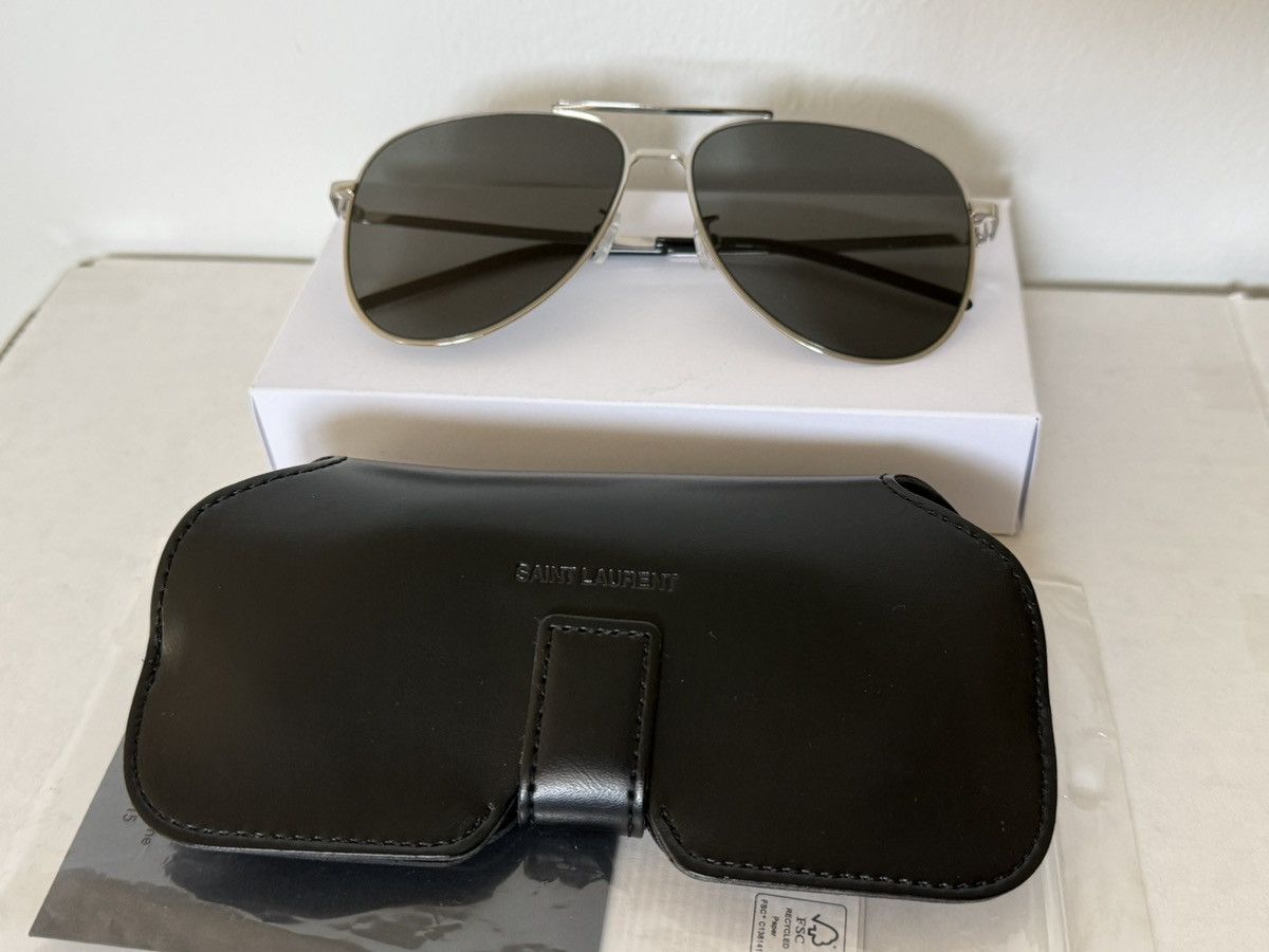 Saint Laurent Paris CLASSIC 11 Slim 001 sunglasses Size ONE SIZE - 8 Thumbnail
