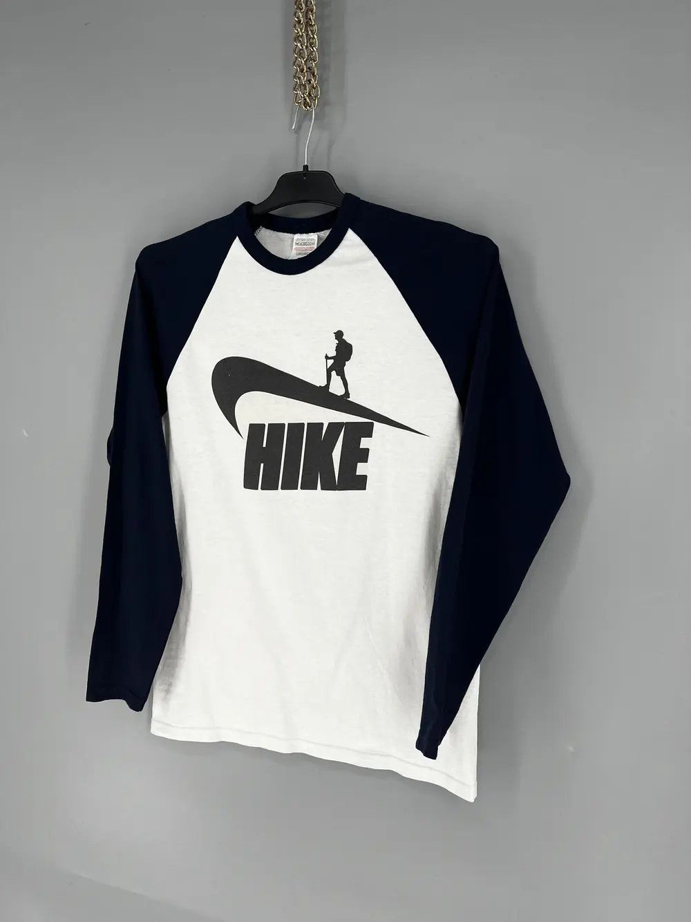Vintage Vintage 90s "Nike" Hike T-Shirt Big Tag Size US M / EU 48-50 / 2 - 3 Thumbnail