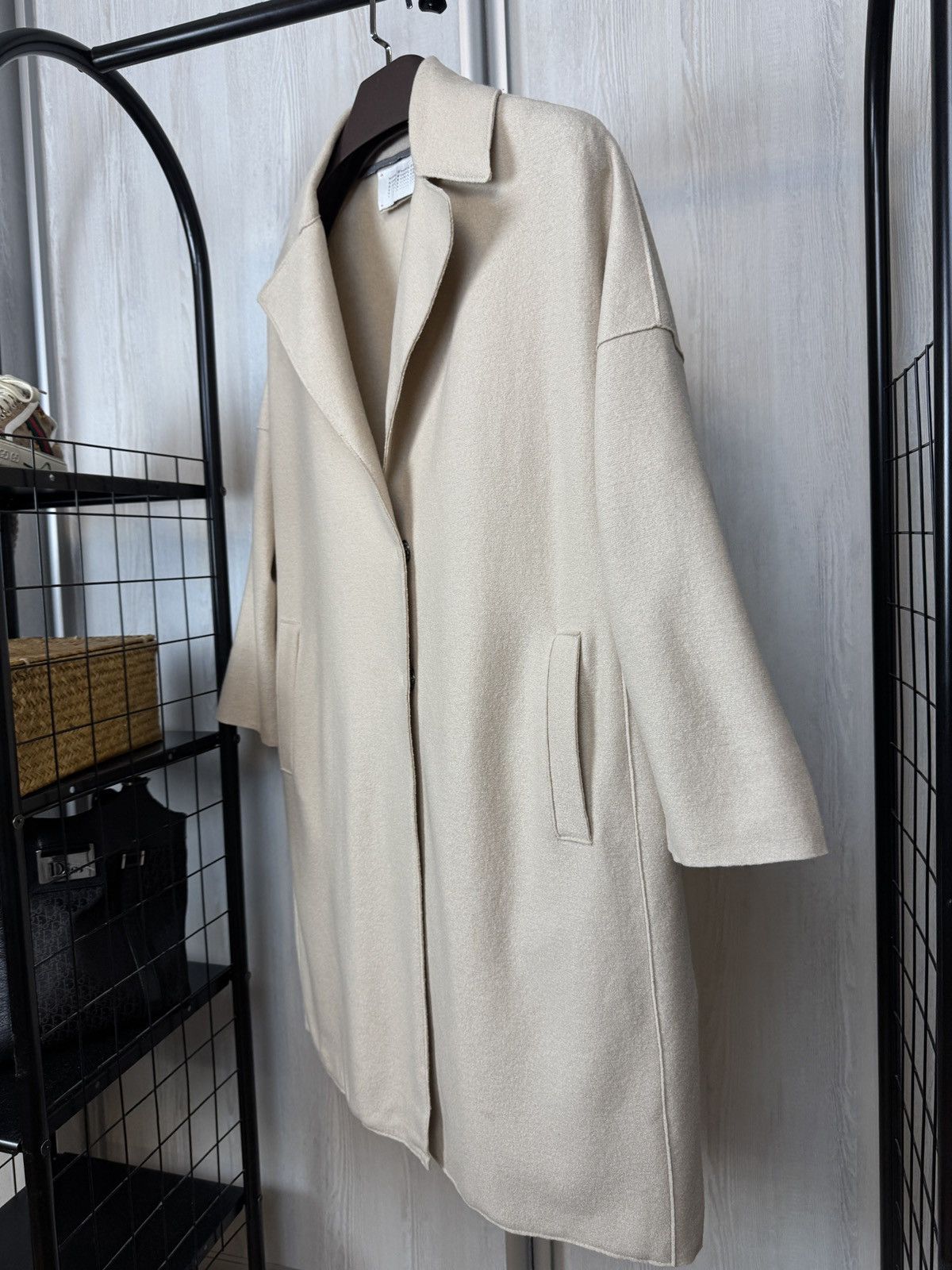 Harris Wharf London Harris Wharf London beige virgin wool trench coat Size L / US 10 / IT 46 - 6 Thumbnail