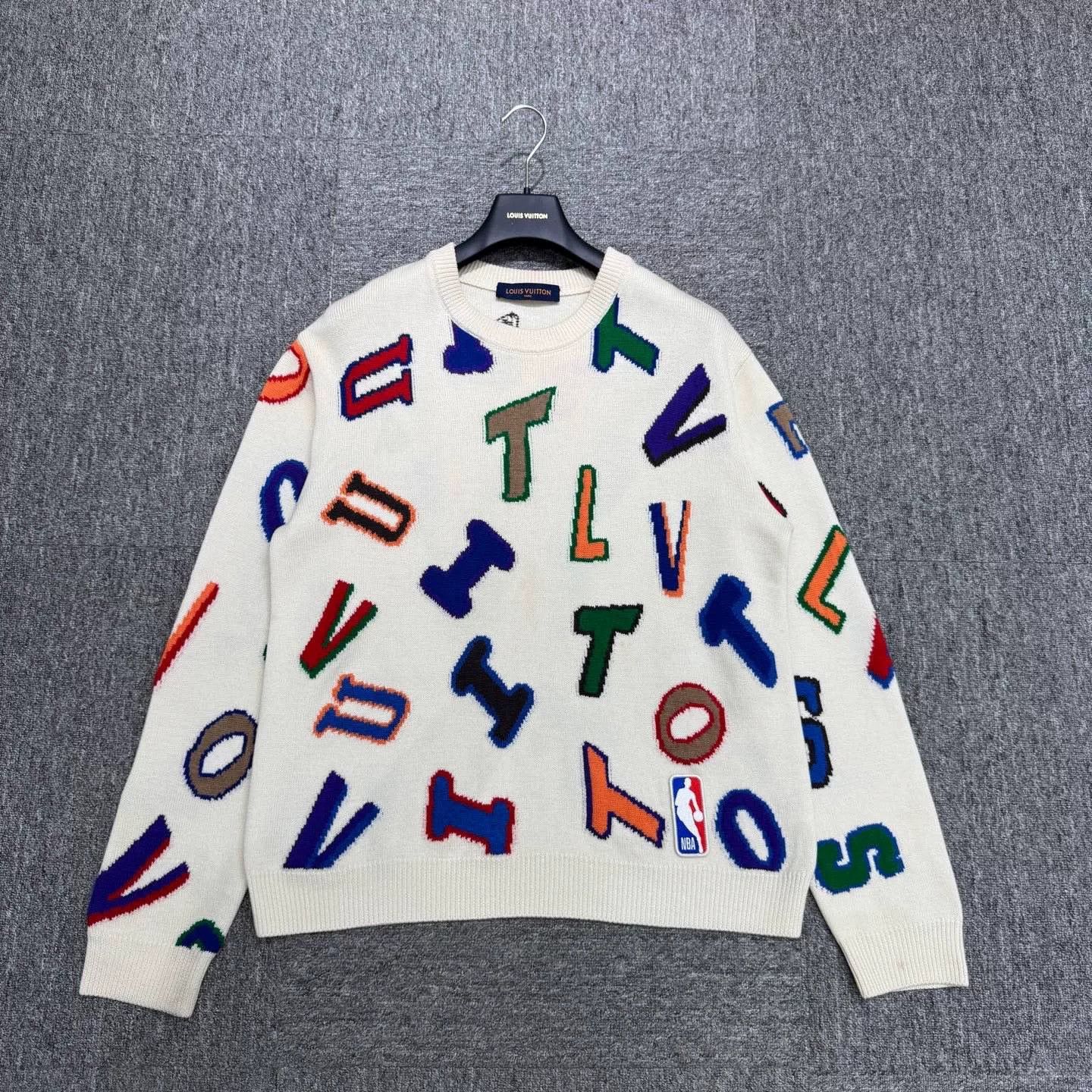 Louis Vuitton louis vuitton nba patterned knit sweater Size US XL / EU 56 / 4 - 1 Thumbnail
