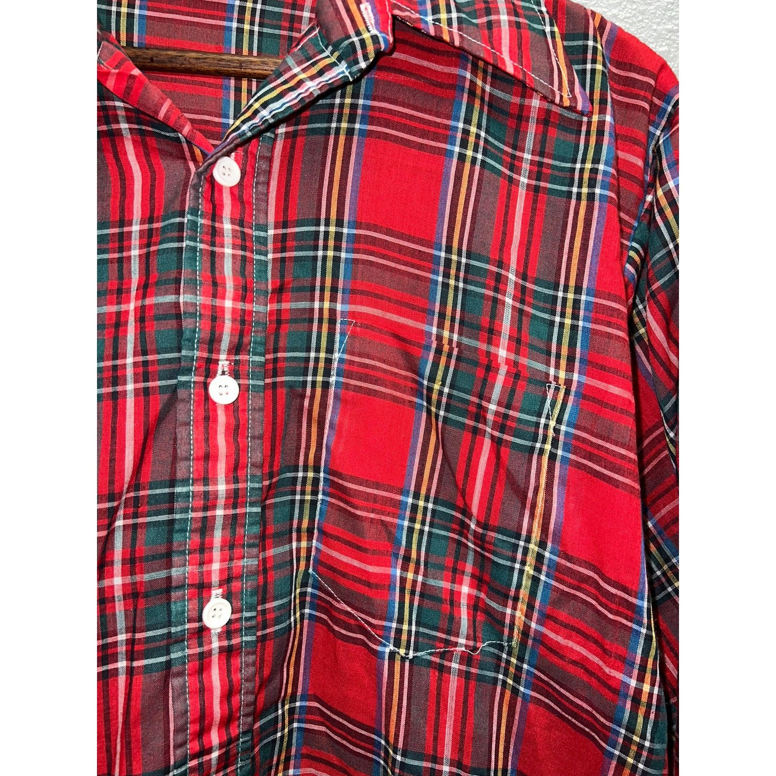 Vintage Vintage Manchester Shirt Company Button Up Shirt Red 60s L Size US L / EU 52-54 / 3 - 3 Thumbnail