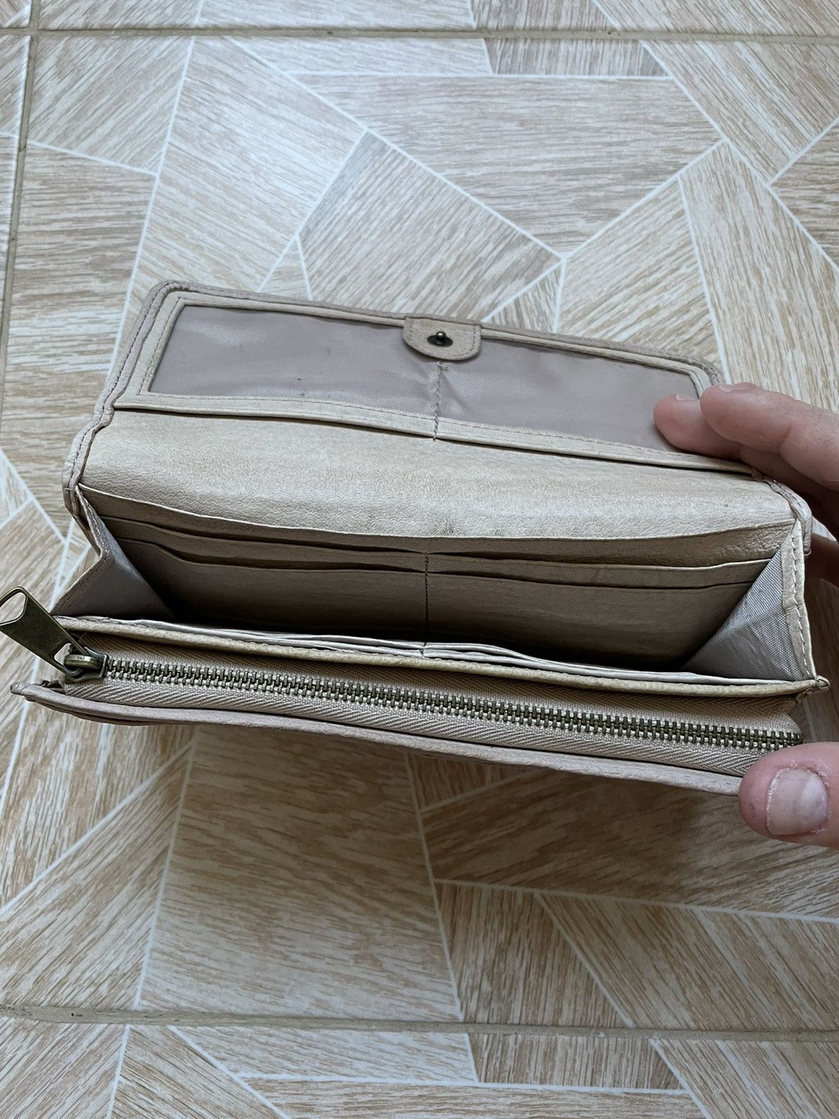 LIEBESKIND BERLIN × Vintage Y2K Archive Vintage Liebeskind Berlin Leather Beige Wallet Size ONE SIZE - 7 Thumbnail