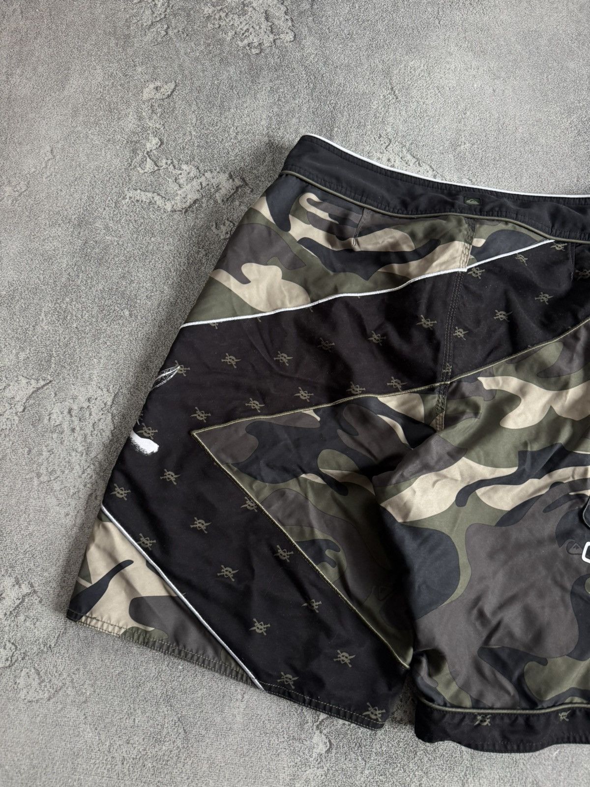 Quiksilver Quiksilver 32size camouflage surf style shorts 🩳 surfing 90s Size US 32 / EU 48 - 12 Thumbnail