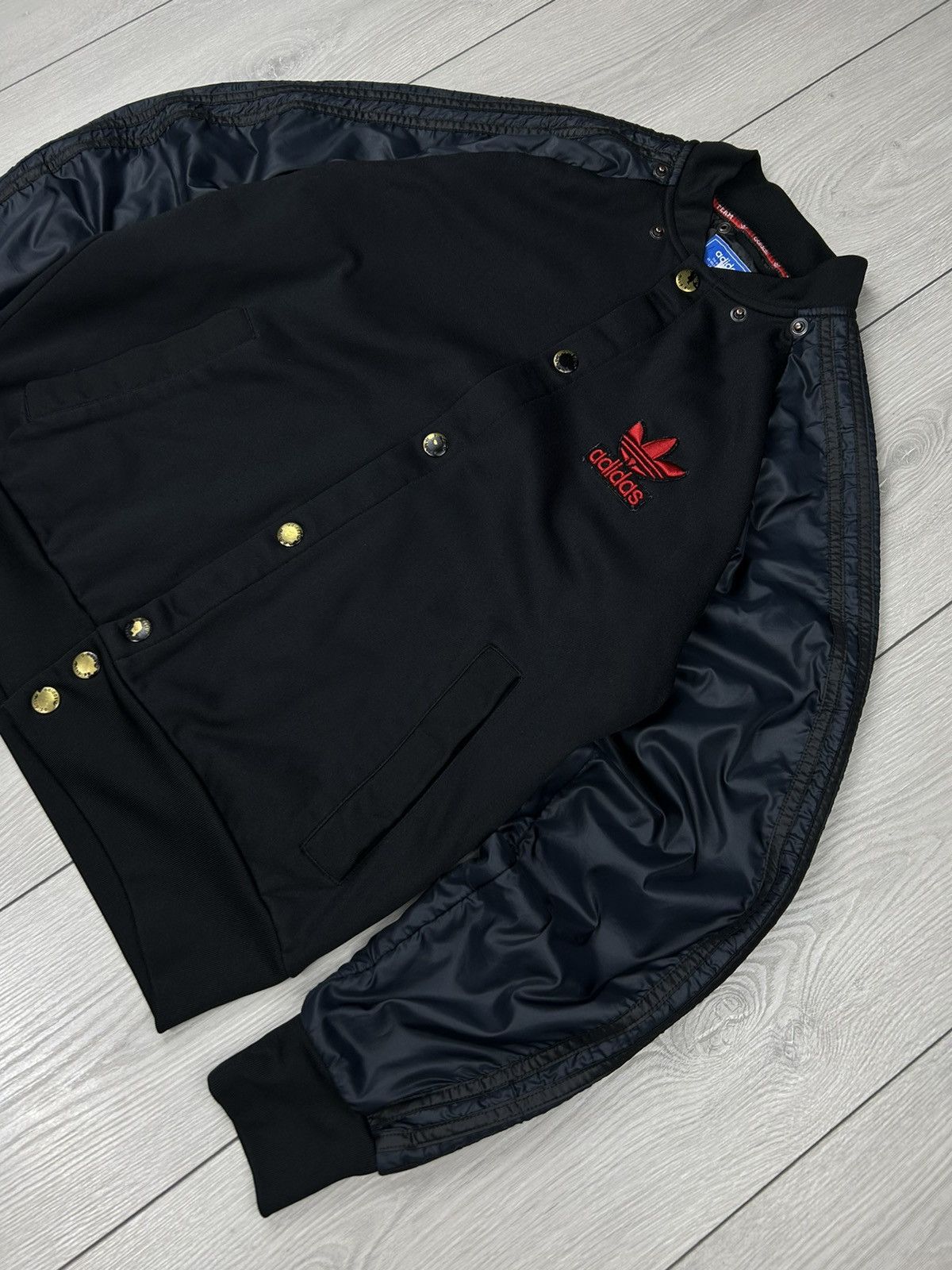 Adidas × Vintage Adidas Vintage Bomber Jacket Black Size M Size US M / EU 48-50 / 2 - 2 Thumbnail