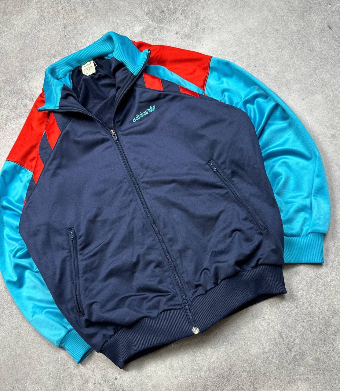Adidas Vintage Adidas Track Jacket, Size M – Classic 90s Sportswear Size US M / EU 48-50 / 2 - 3 Thumbnail