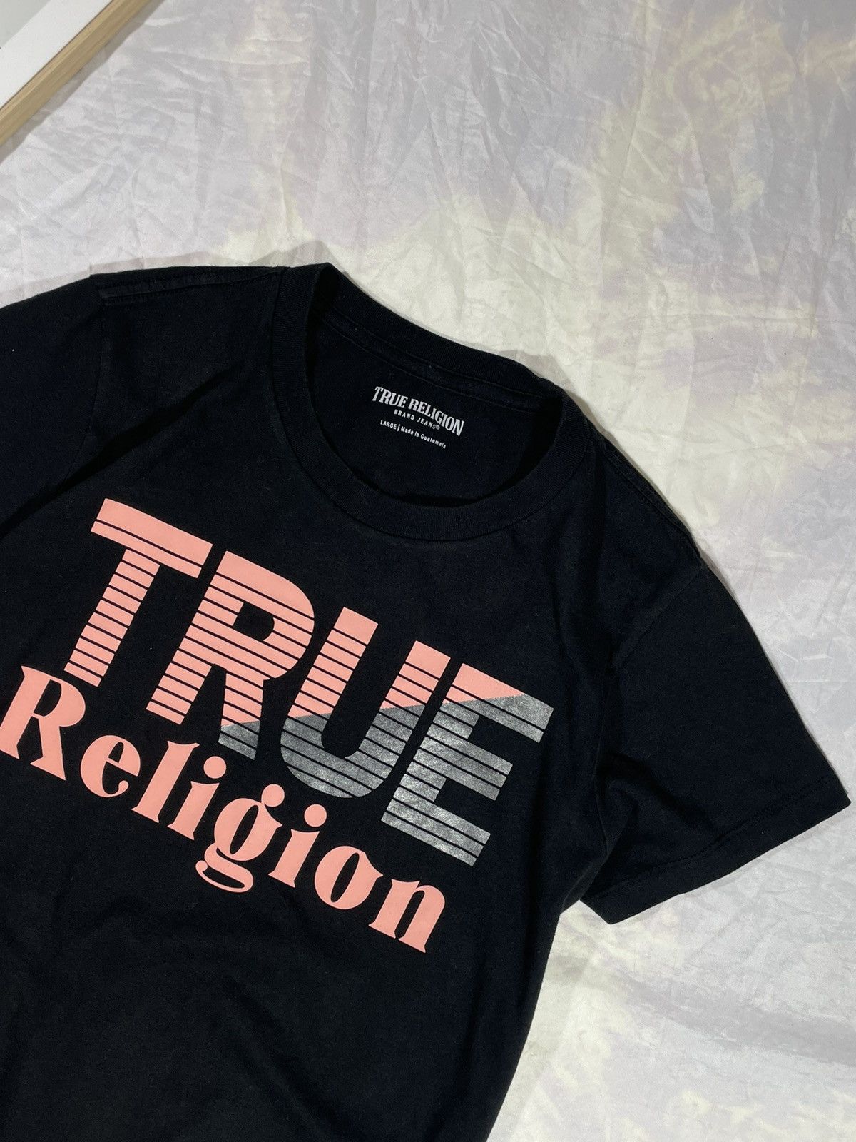 True Religion True Religion Women's Black Large T-Shirt Multi Color Tee Size L / US 10 / IT 46 - 2 Thumbnail