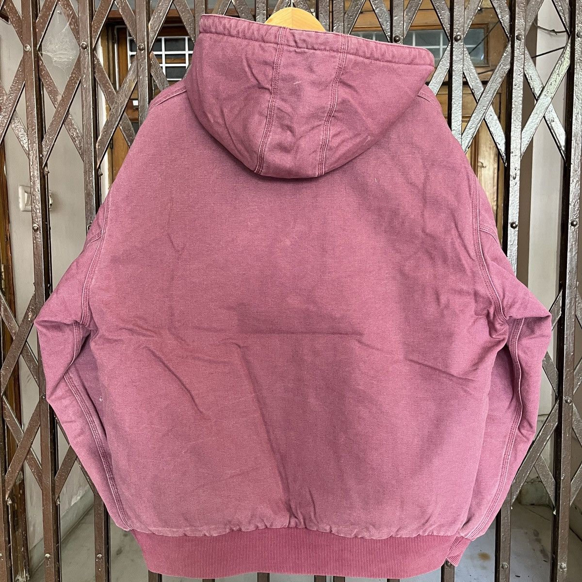 Carhartt Vintage Carhartt Hooded Active Jacket Pink Size US XL / EU 56 / 4 - 5 Thumbnail