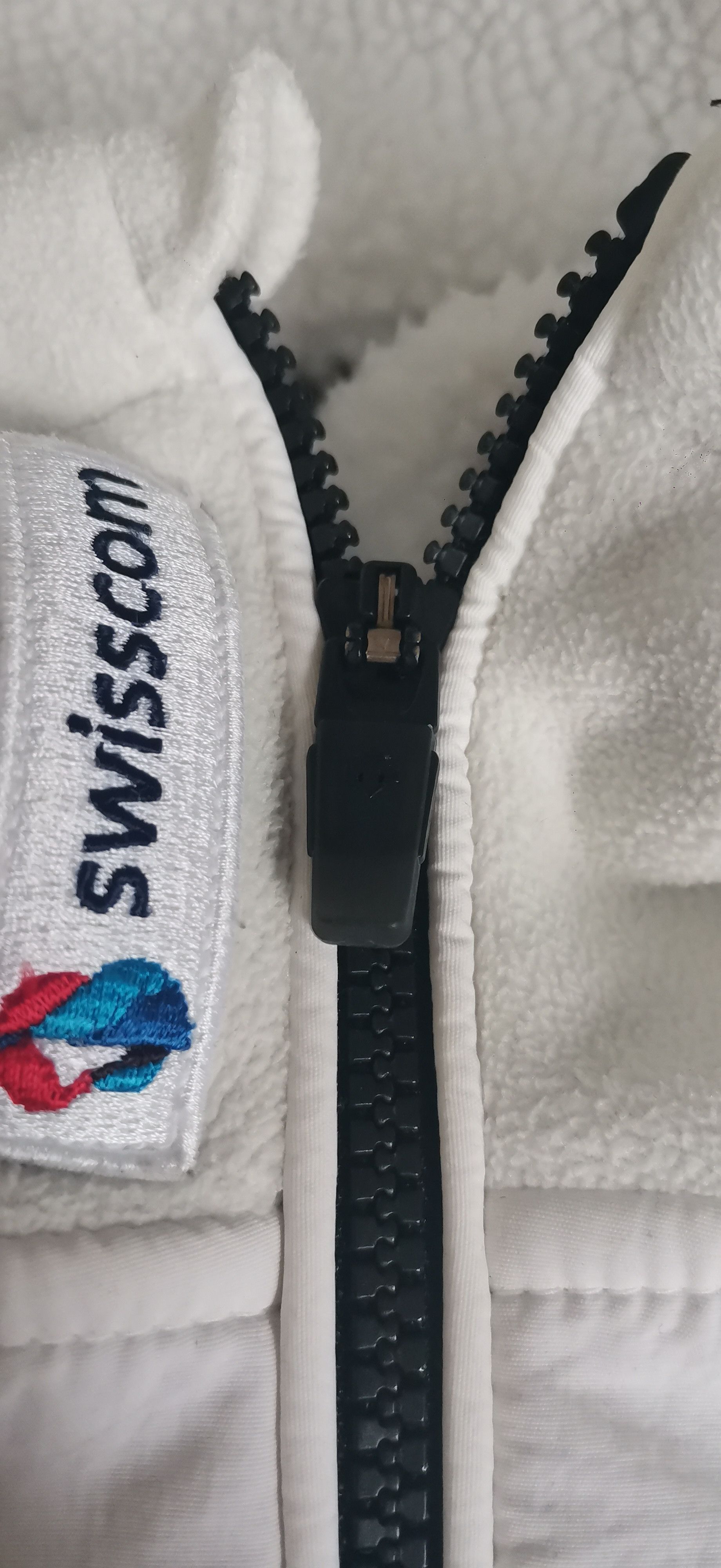 Descente DESCENTE Swiss Ski Team Hooded Fleece Jacket – White Size US S / EU 44-46 / 1 - 6 Thumbnail