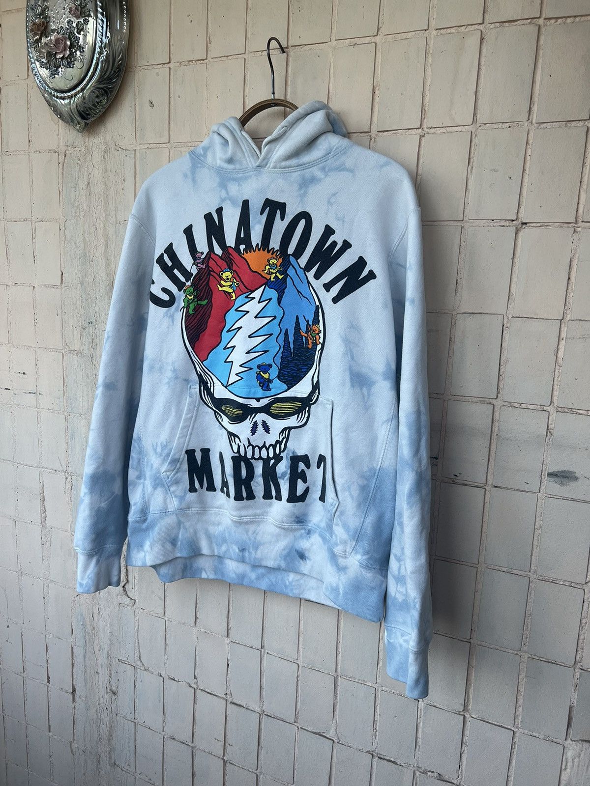 Chinatown Market x Grateful Dead store Mountain Hoodie Blue Tie Dye Size Medium