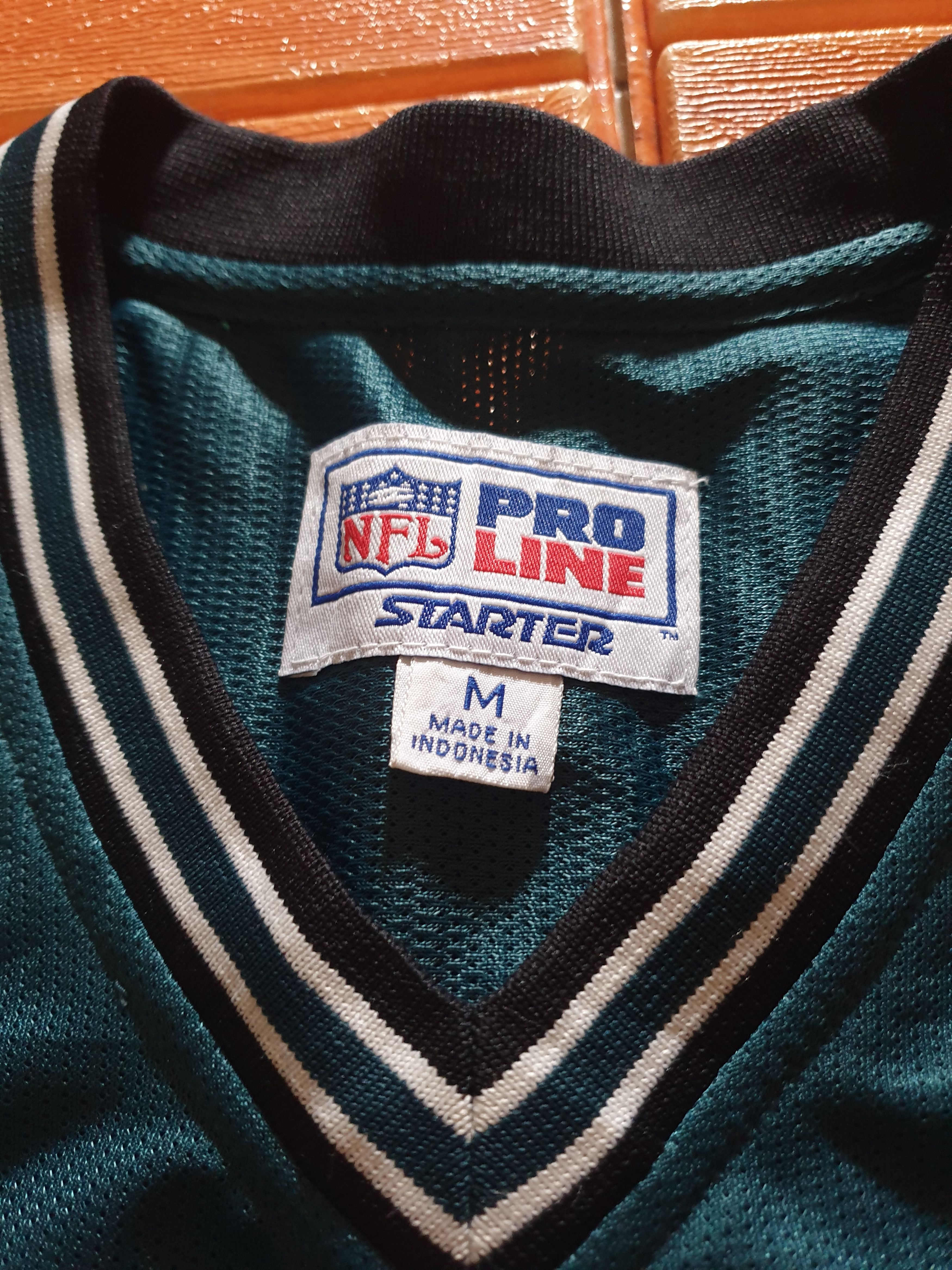 NFL 💥Nfl Pro line eagles green colour sweater Size US L / EU 52-54 / 3 - 2 Thumbnail