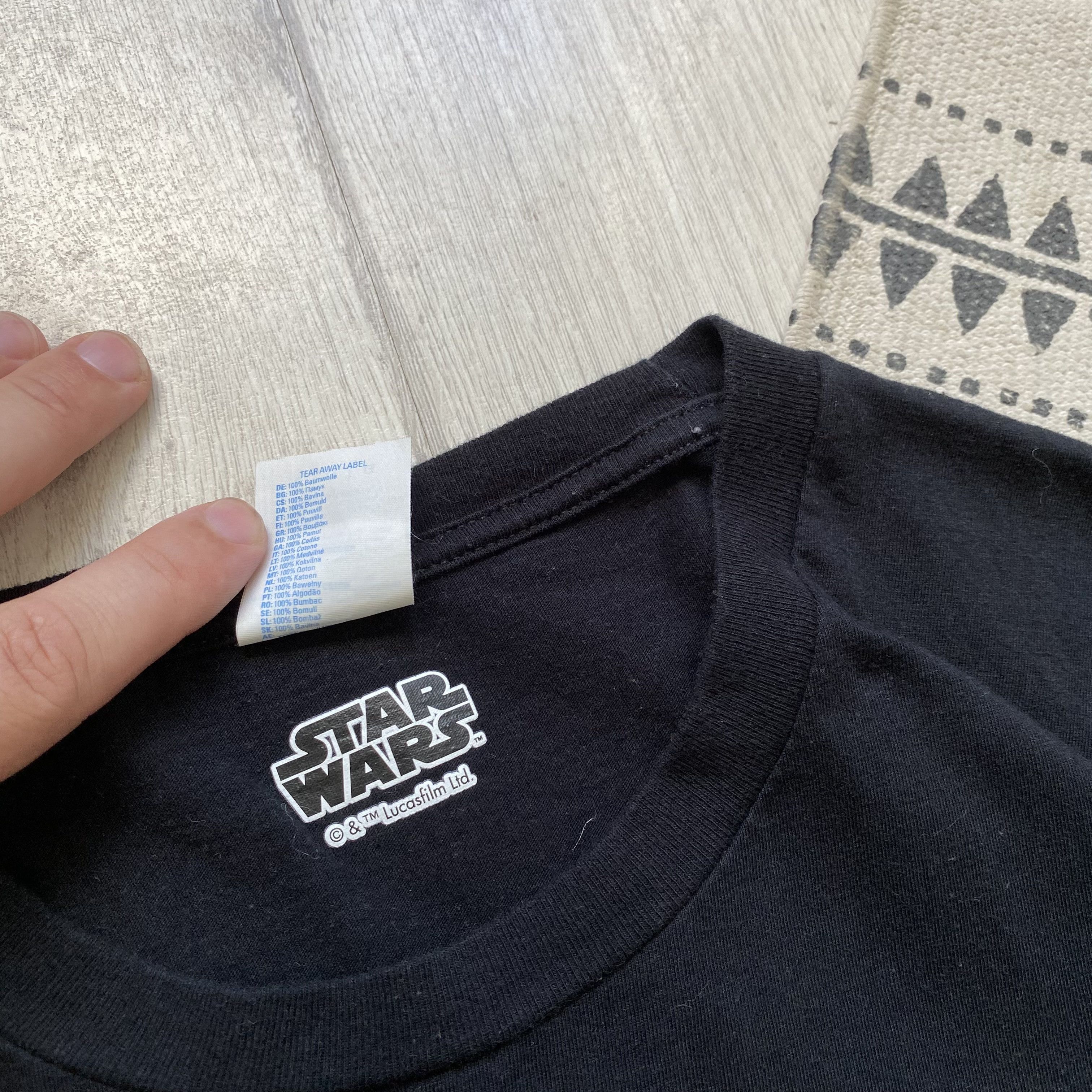 Star Wars 📺 MOVIE Star Wars tee The Mandalorian Y2K Size US L / EU 52-54 / 3 - 5 Thumbnail