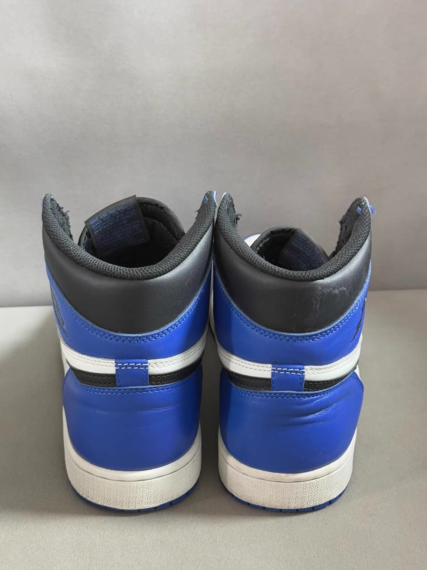 Nike Air Jordan 1 Retro High Game Royal basketball shoes。 Ｑ20 Size US 10.5 / EU 43-44 - 4 Thumbnail