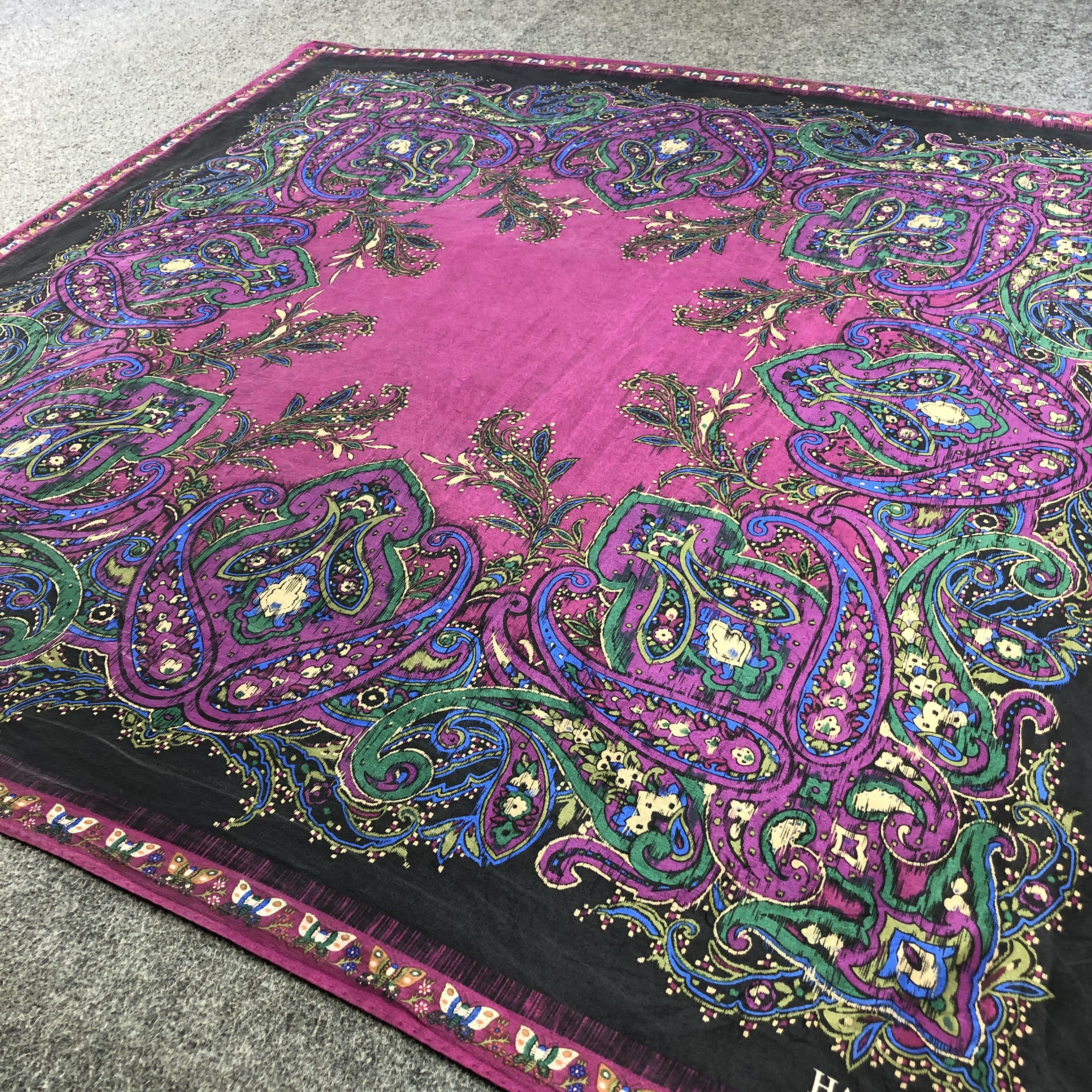 Hanae Mori Hanae Mori Luxury Paisley Hand Rolled Silk Scarf M1112 Size ONE SIZE - 3 Thumbnail