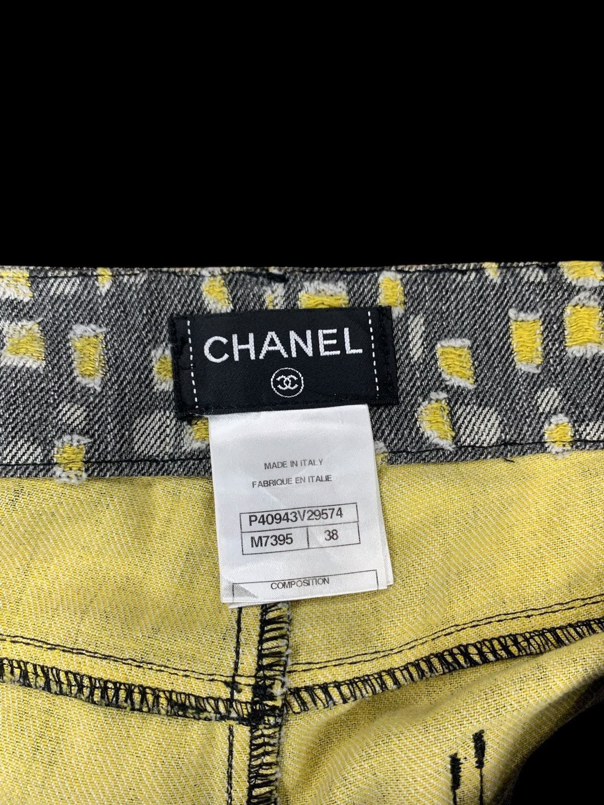Chanel 💥BINDINGOFFER CHANEL Spring Summer 2011 runaway jeans Size 30" / US 8 / IT 44 - 12 Thumbnail