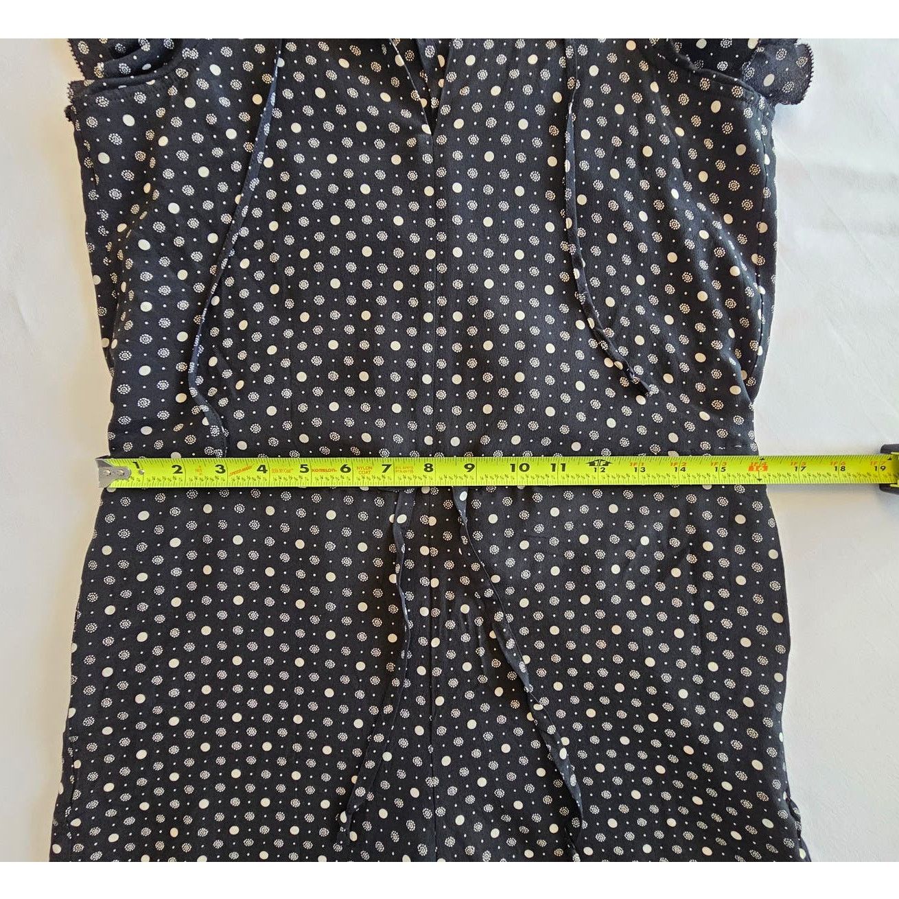 Madewell EUC Madewell Silk Black Polka Dot Petalplay Romper XXS Size 24" / US 00 / IT 34 - 7 Thumbnail