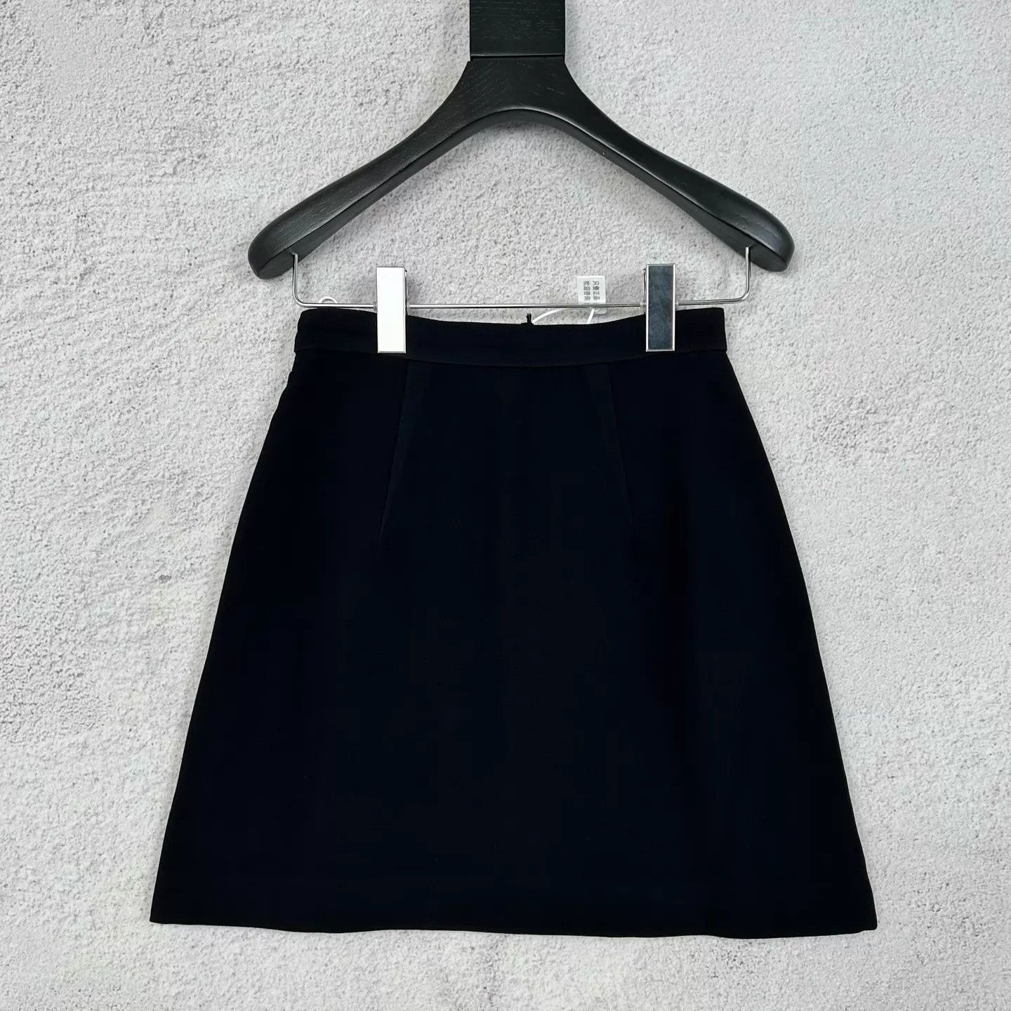 Miu Miu Miu Miu Bow Black Mini Skirt 36 Size 25" / US 0 / IT 36 - 2 Thumbnail