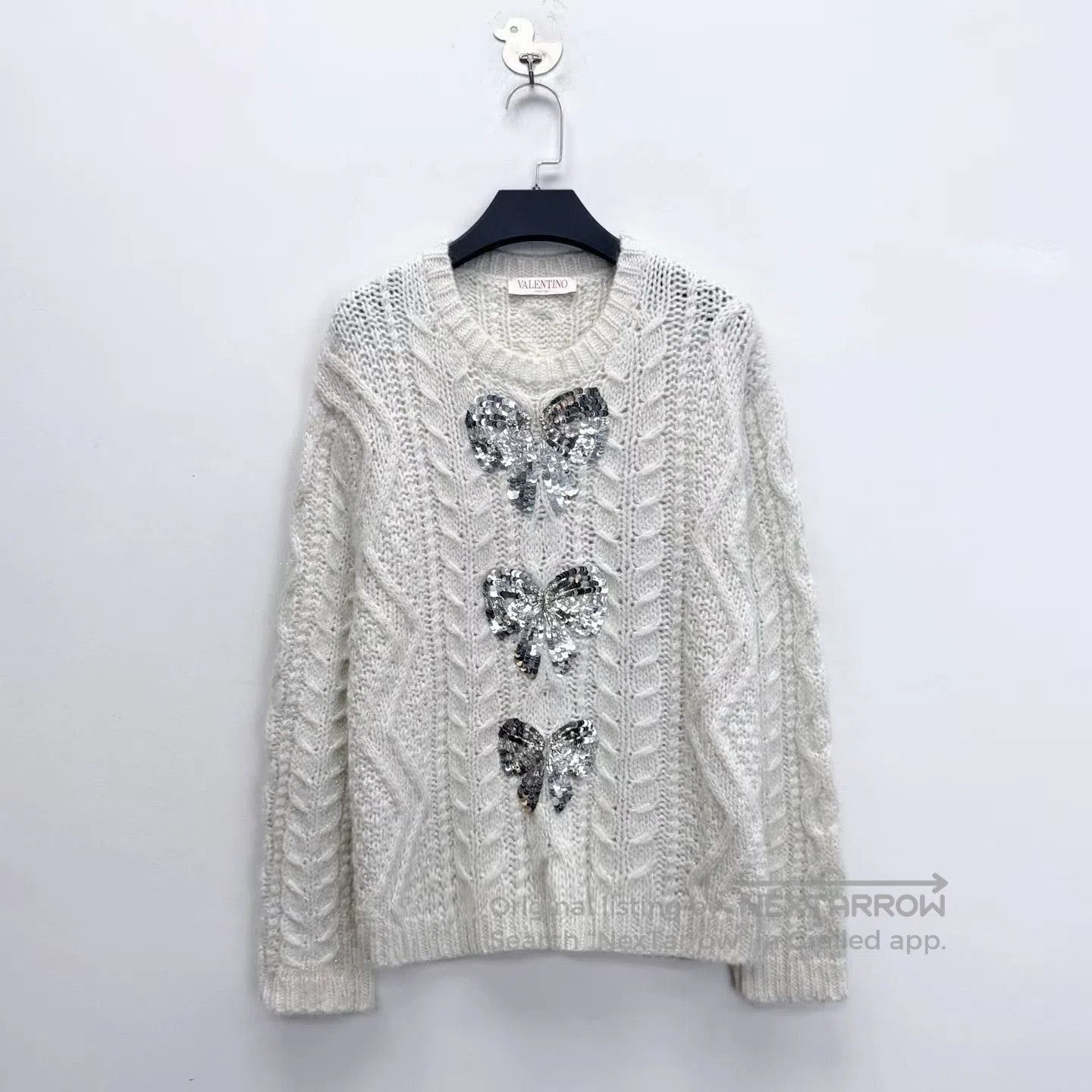 Valentino Valentino White Sequin Bow Sweater. Size M / US 6-8 / IT 42-44 - 1 Thumbnail