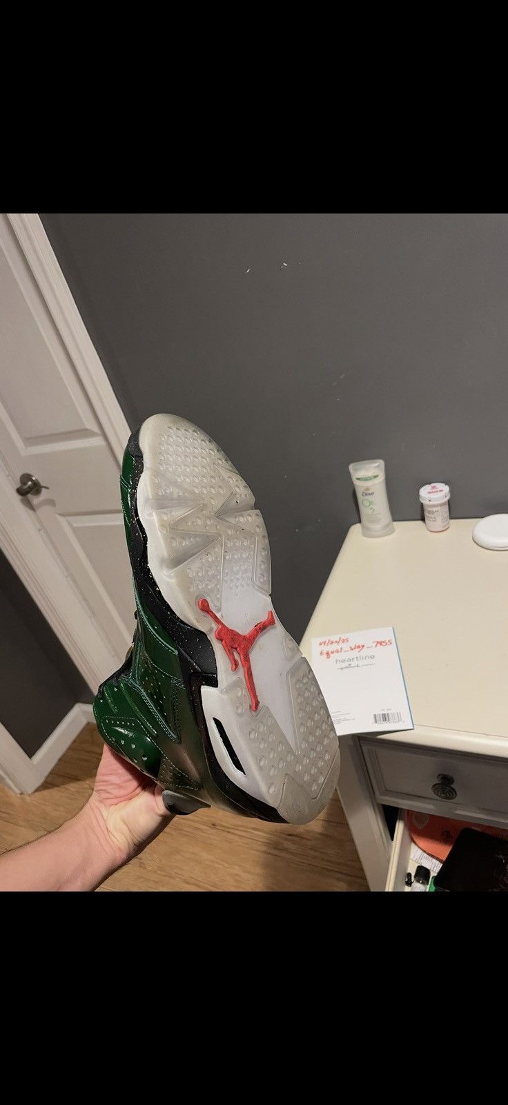 Jordan Brand Jordan champagne 6 sz 10.5 Size US 10.5 / EU 43-44 - 6 Thumbnail