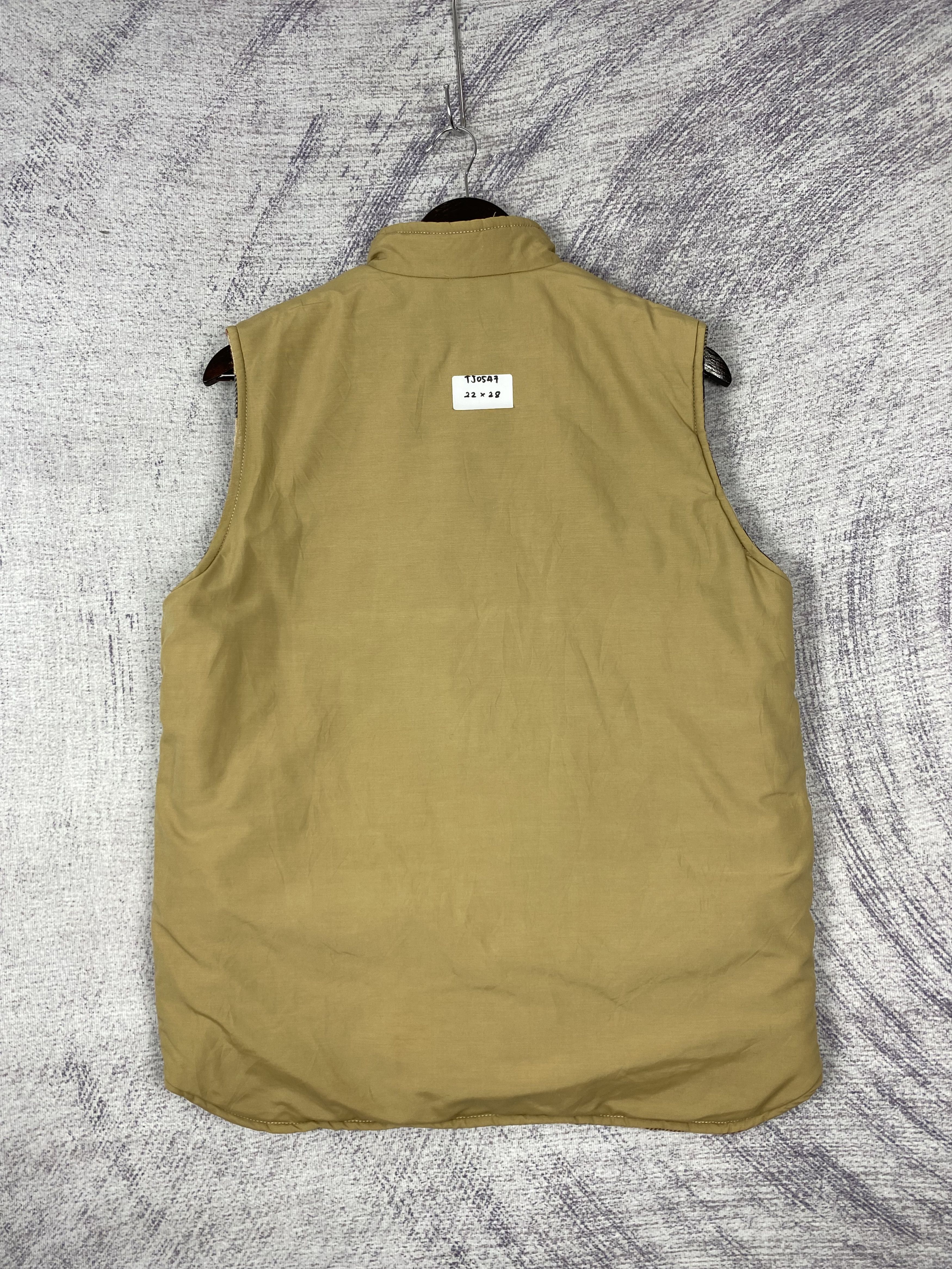 Vintage Vintage Harvard Reversible Button Up vests Size US L / EU 52-54 / 3 - 7 Thumbnail