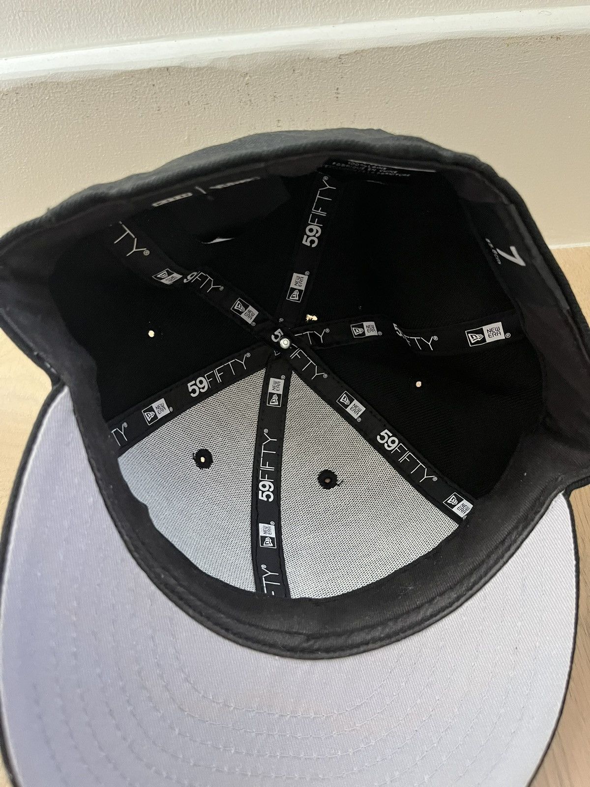 Kith Kith Looney Tunes Hat Size ONE SIZE - 3 Thumbnail