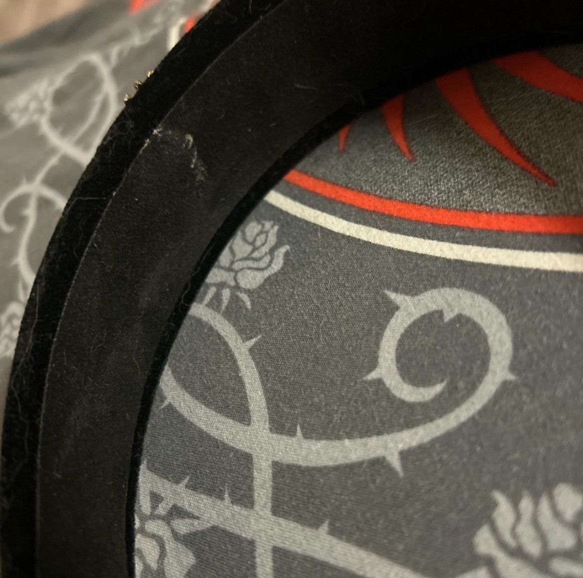 Japanese Brand Black velvet headband with pearl Size ONE SIZE - 2 Thumbnail
