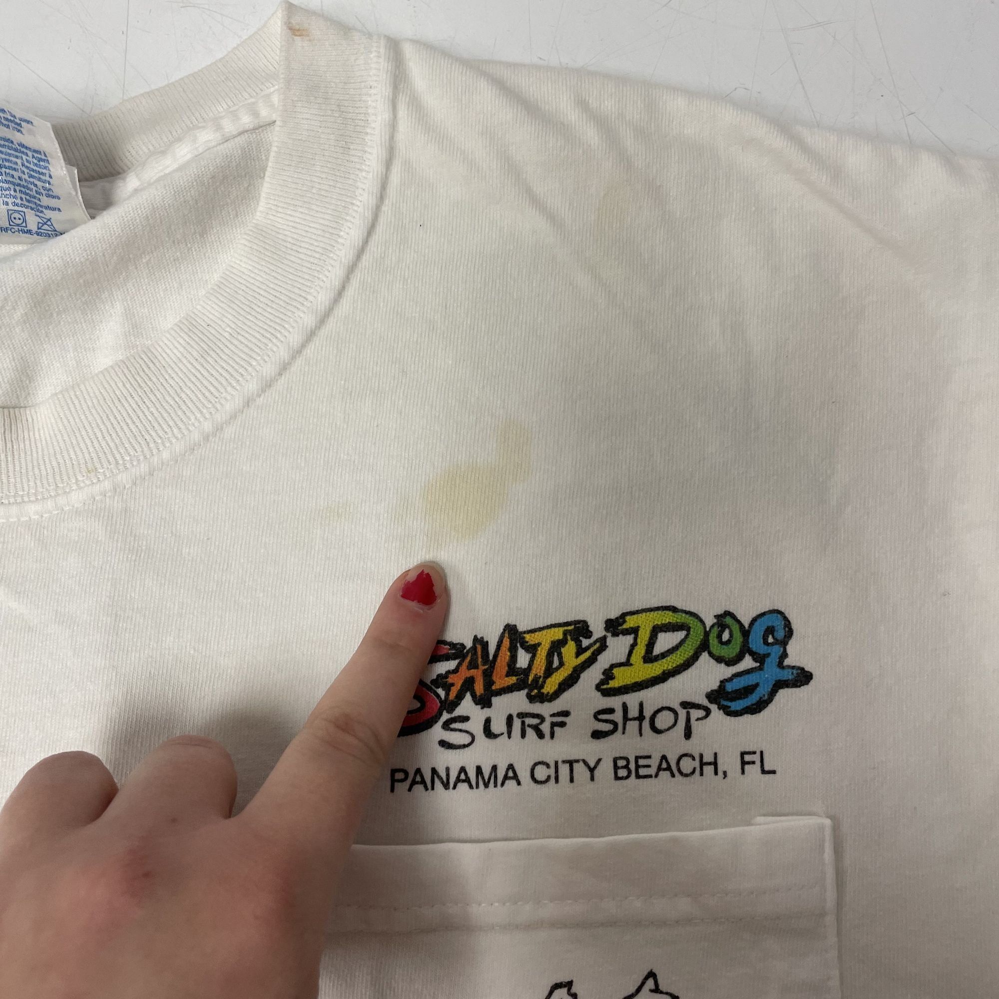 Hanes Vtg Hanes SURFS UP SALTY DOG 1998 Panama City FL T Shirt Size US M / EU 48-50 / 2 - 10 Thumbnail