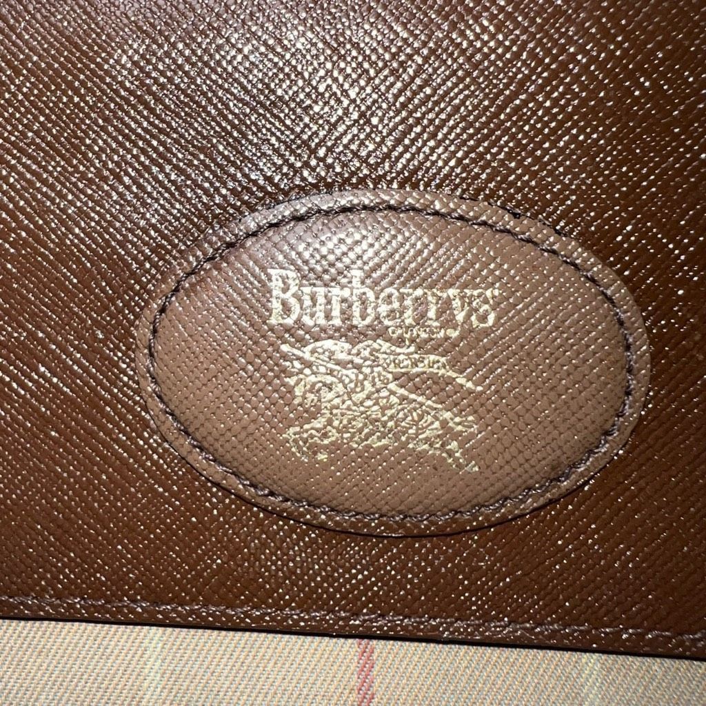 Burberry Burberrys Vintage Clutch (see pics and description) Size ONE SIZE - 12 Thumbnail