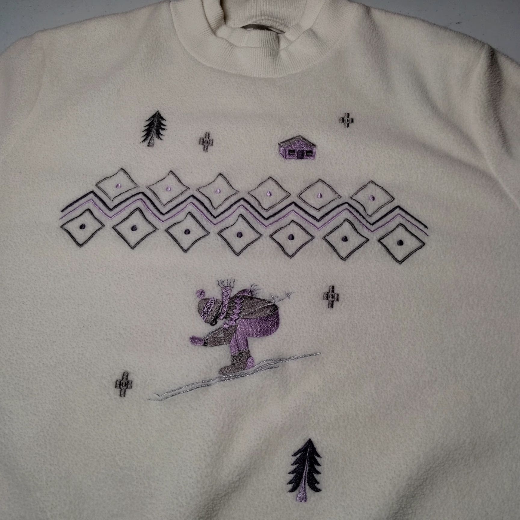 Vintage VINTAGE TanJay Sweatshirt Skiing Winter Cream Fleece Crew Neck Long Sleeve Pullover Women's L Classic Embroidered Ski Cabincore Size L / US 10 / IT 46 - 4 Thumbnail