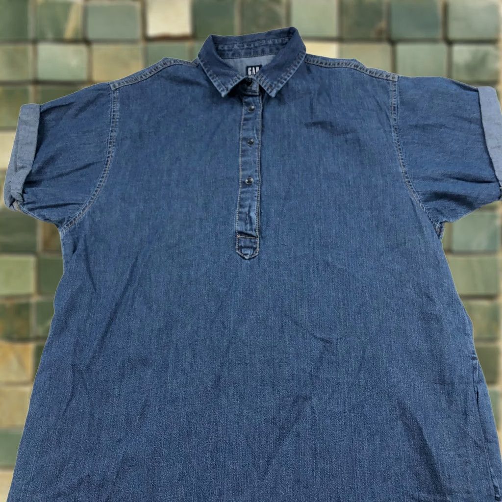 Gap Gap Denim Shirt Dress Women's Blue Short Sleeve Collared Above Knee Small Chambray Tunic Dress Model 100% Cotton Regular Size S Size S / US 4 / IT 40 - 1 Thumbnail