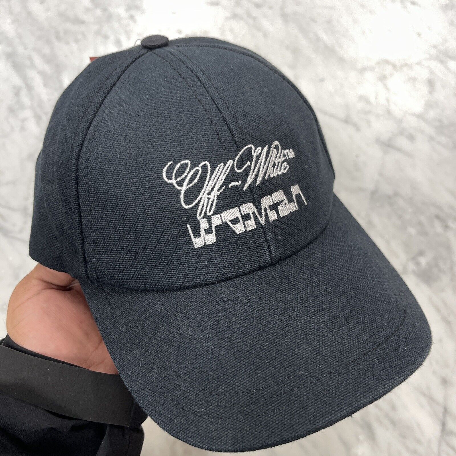Off-White Off White Woman Logo Cap Strapback Hat Black White \ H1 Size ONE SIZE - 1 Thumbnail