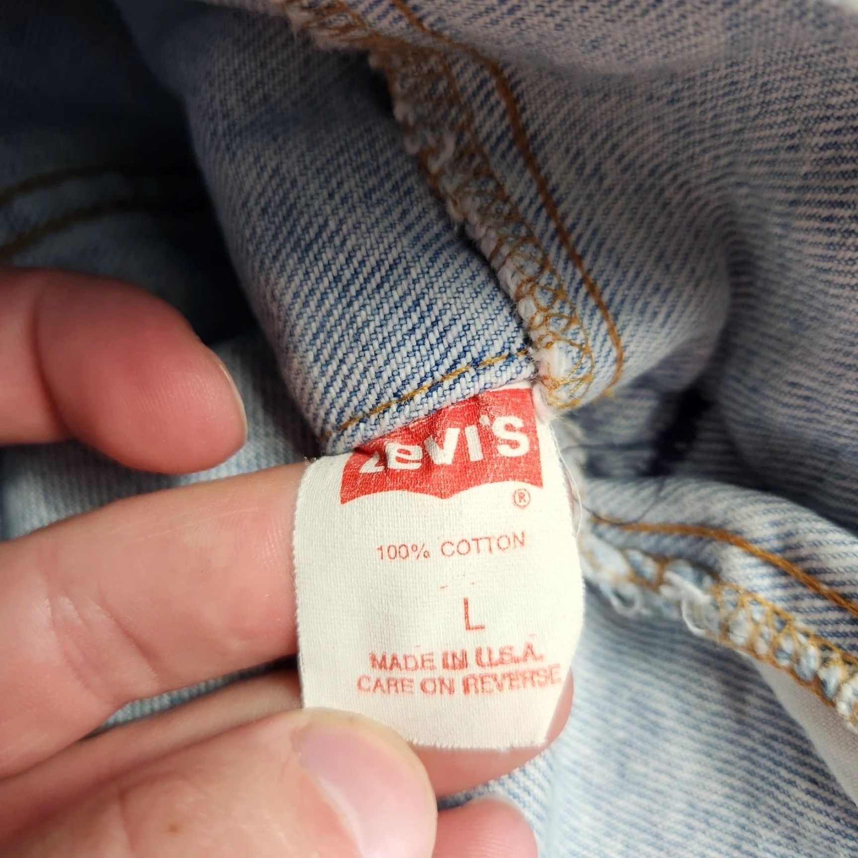 Levi's VINTAGE Levi's Denim Jacket Men Small Blue 80s 90s Trucker USA Made Leather? No Neck Tag Read Light Wash Size US L / EU 52-54 / 3 - 7 Thumbnail