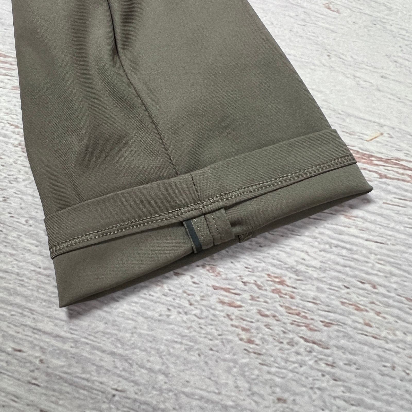 Lululemon Lululemon ABC Slim Fit Chino Grey Sage 5-Pocket 30x29 Size US 30 / EU 46 - 7 Thumbnail