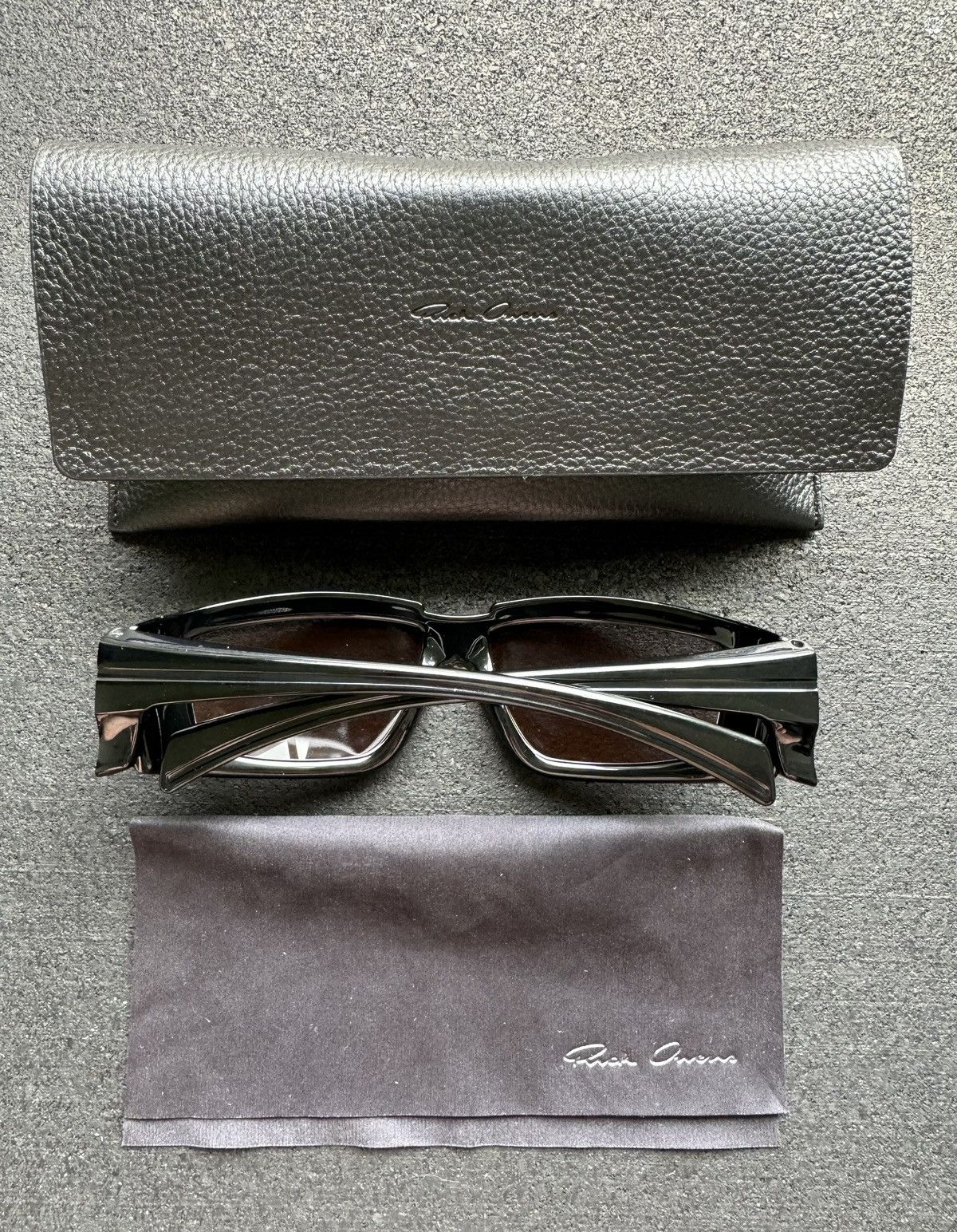 Pre-owned Rick Owens Rick Sunglasses In Black