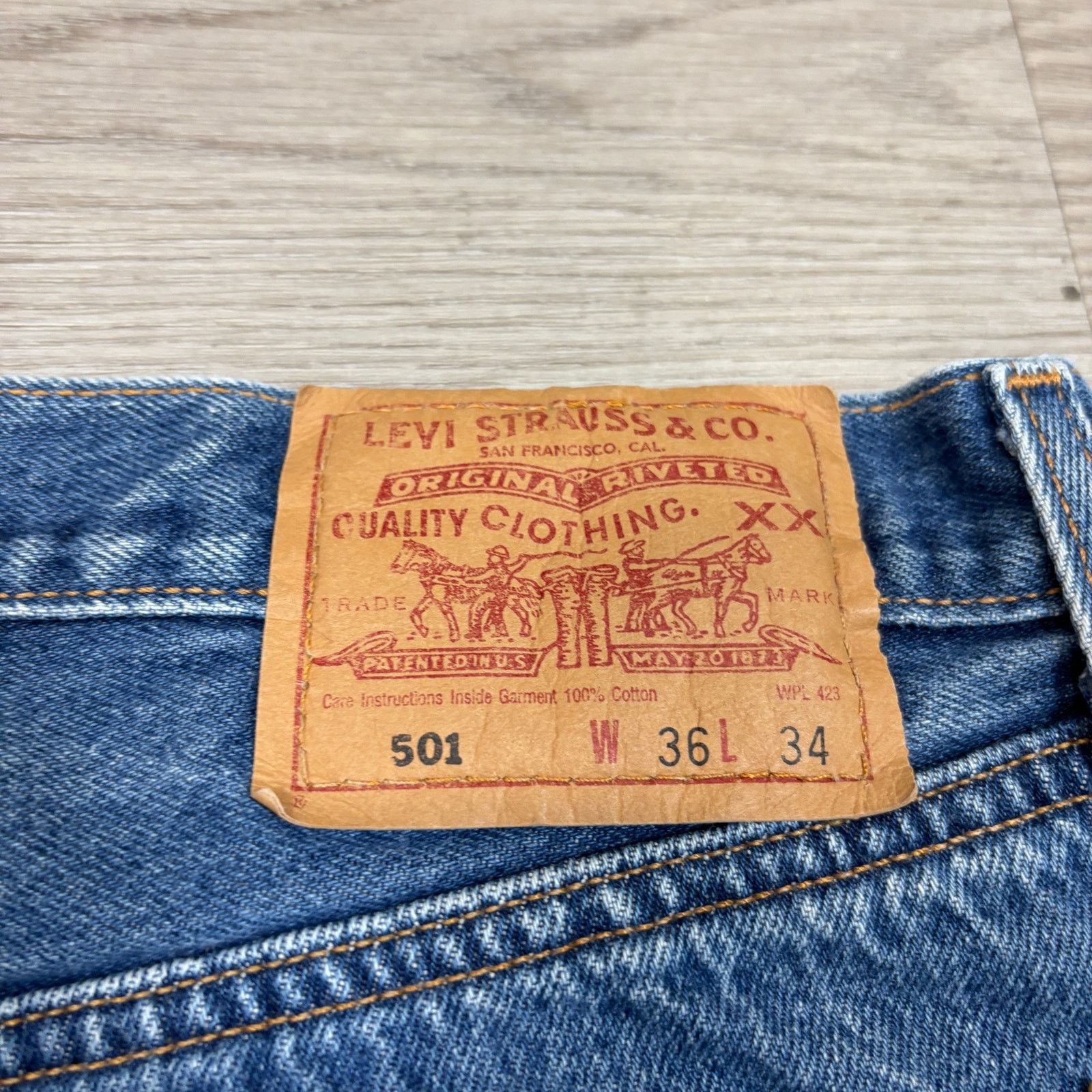 Levi's × Vintage Vintage Levi's 501 Straight Leg Jeans Men's 34x33 00s Size US 34 / EU 50 - 2 Thumbnail