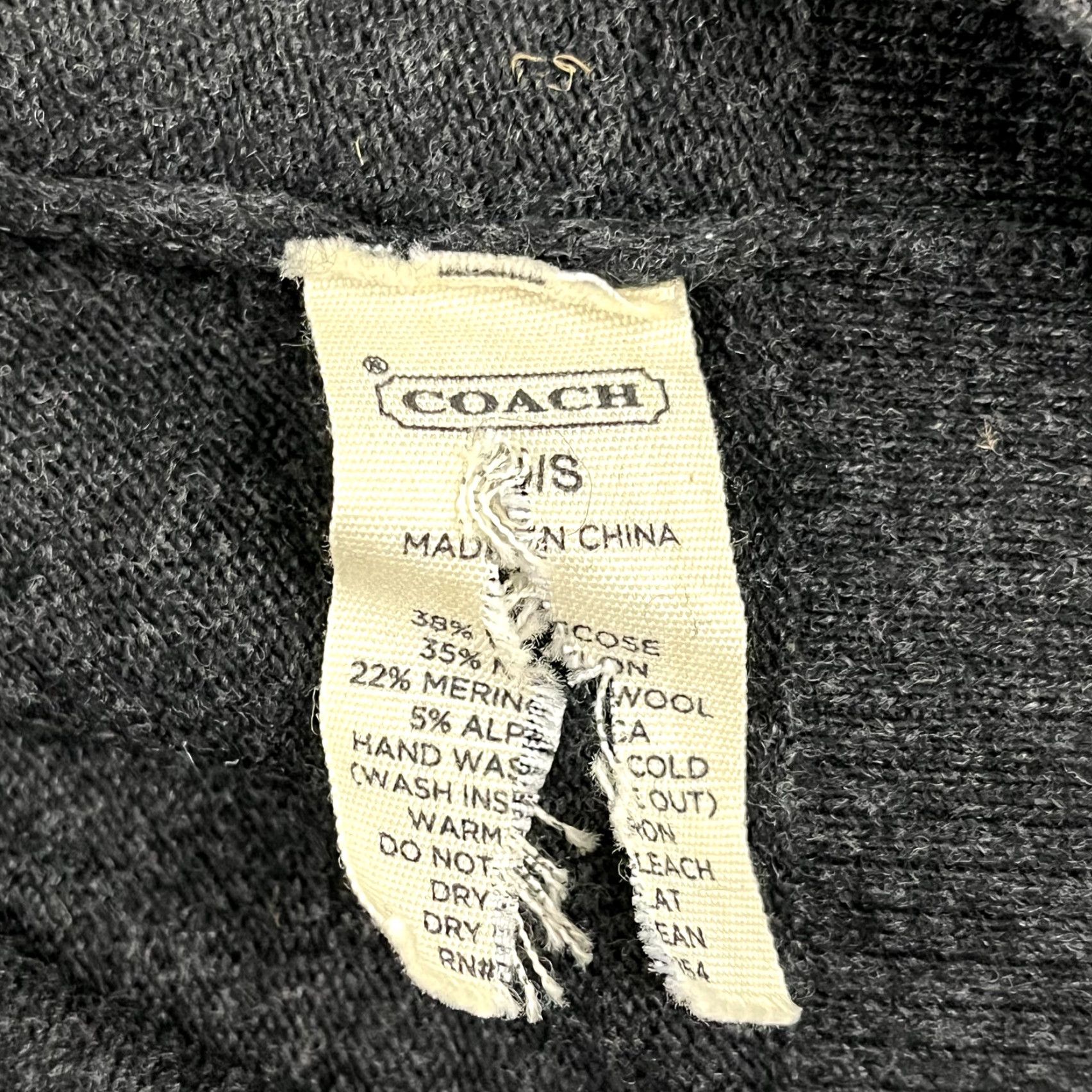 Coach COACH Sweater Adult M Gray Merino Wool Alpaca Pullover Deep V-Neck Size M / US 6-8 / IT 42-44 - 2 Thumbnail