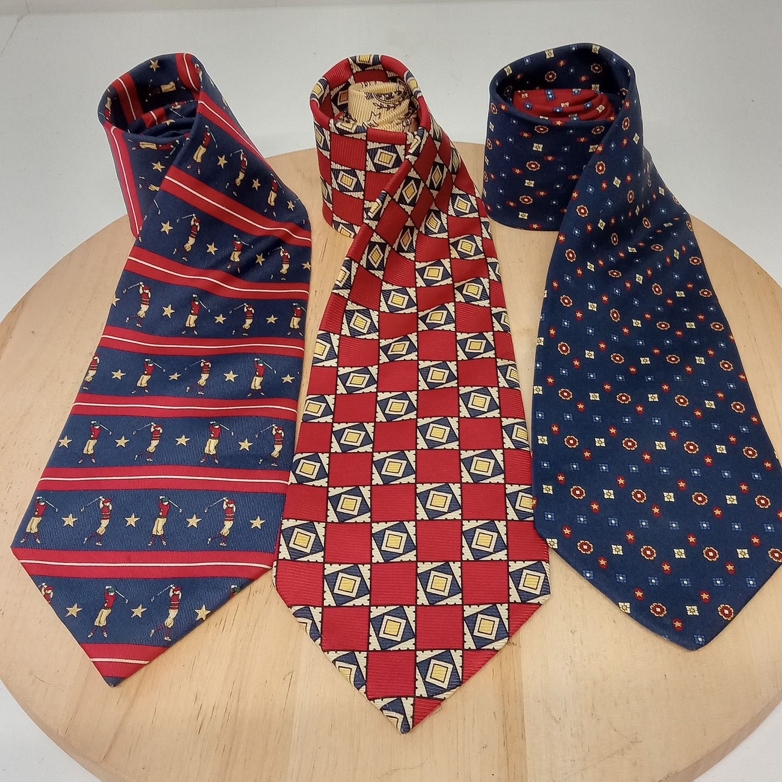 Tommy Hilfiger Set Of 3 Tommy Hilfiger Ties Men's 100% Italian Silk USA Size ONE SIZE - 1 Thumbnail