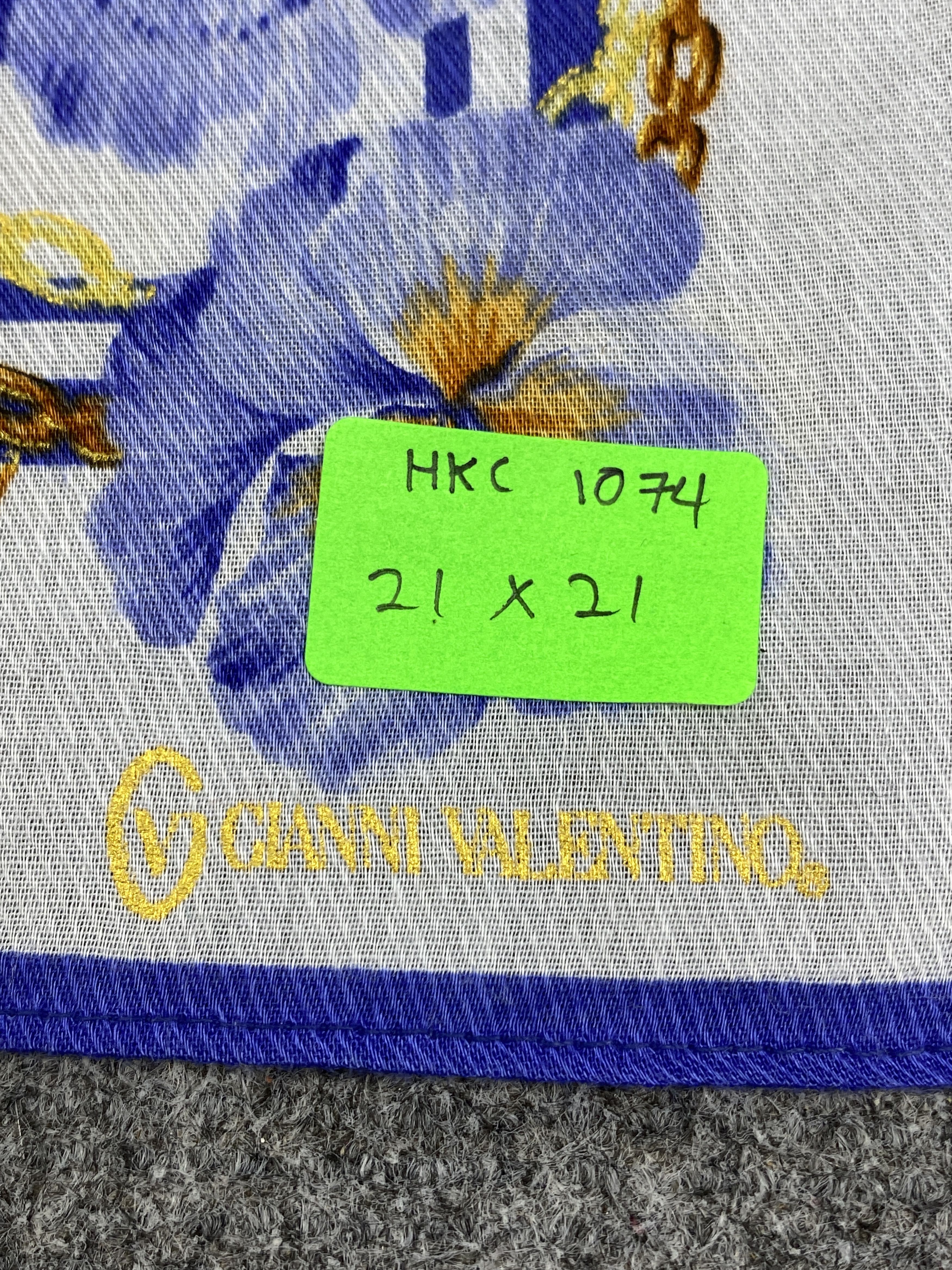 Gianni Valentino Vintage Gianni Valentino Handkerchief / Neckerchief HKC1074 Size ONE SIZE - 14 Thumbnail