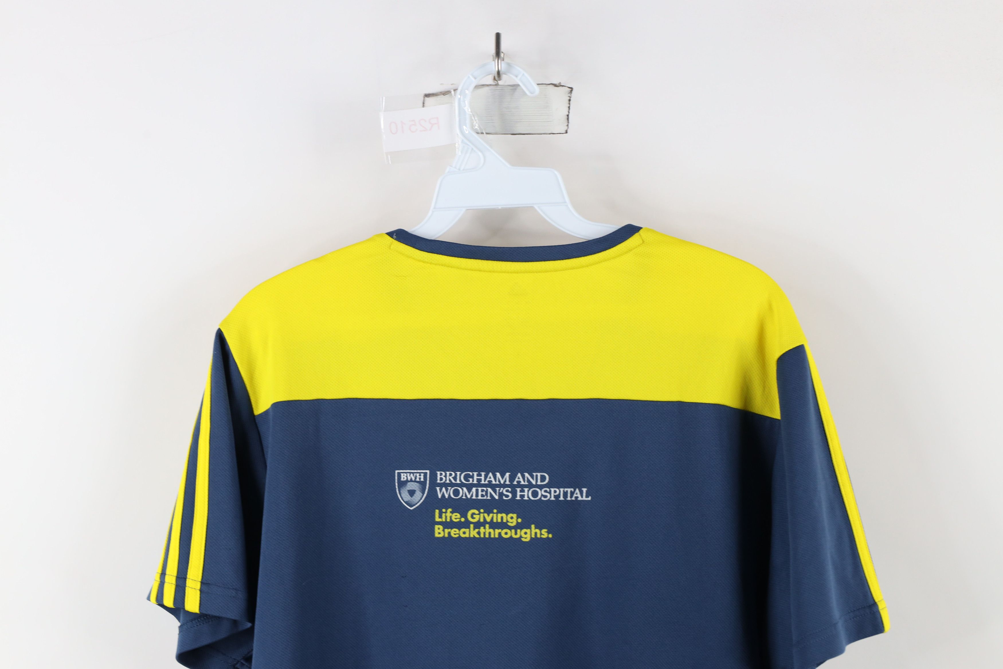 Adidas × Vintage Adidas Boston Marathon Striped Short Sleeve Running T-Shirt Size L / US 10 / IT 46 - 15 Thumbnail