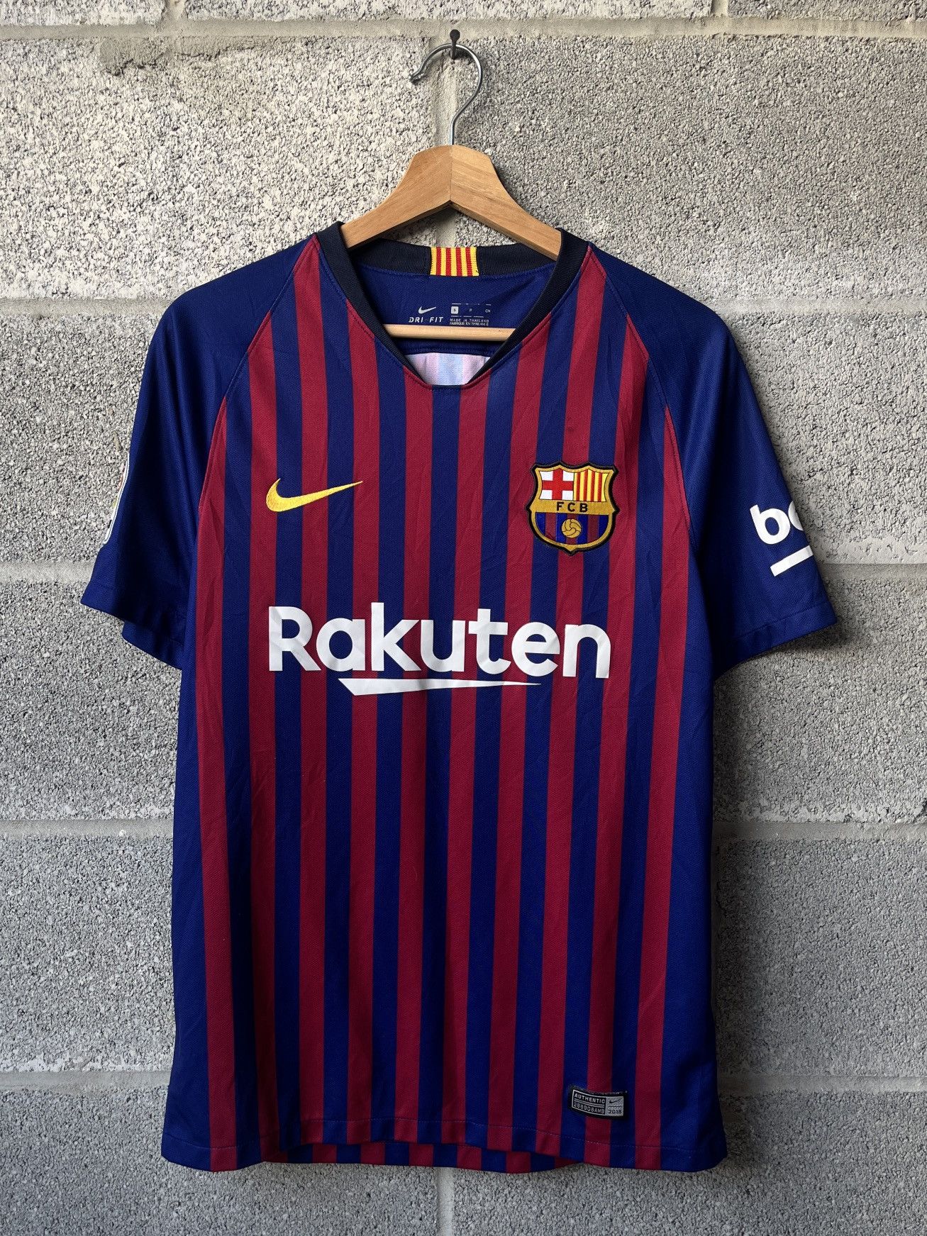 Nike × Vintage Nike Barcelona FC Soccer Futbol Jersey Kit Size US S / EU 44-46 / 1 - 1 Thumbnail