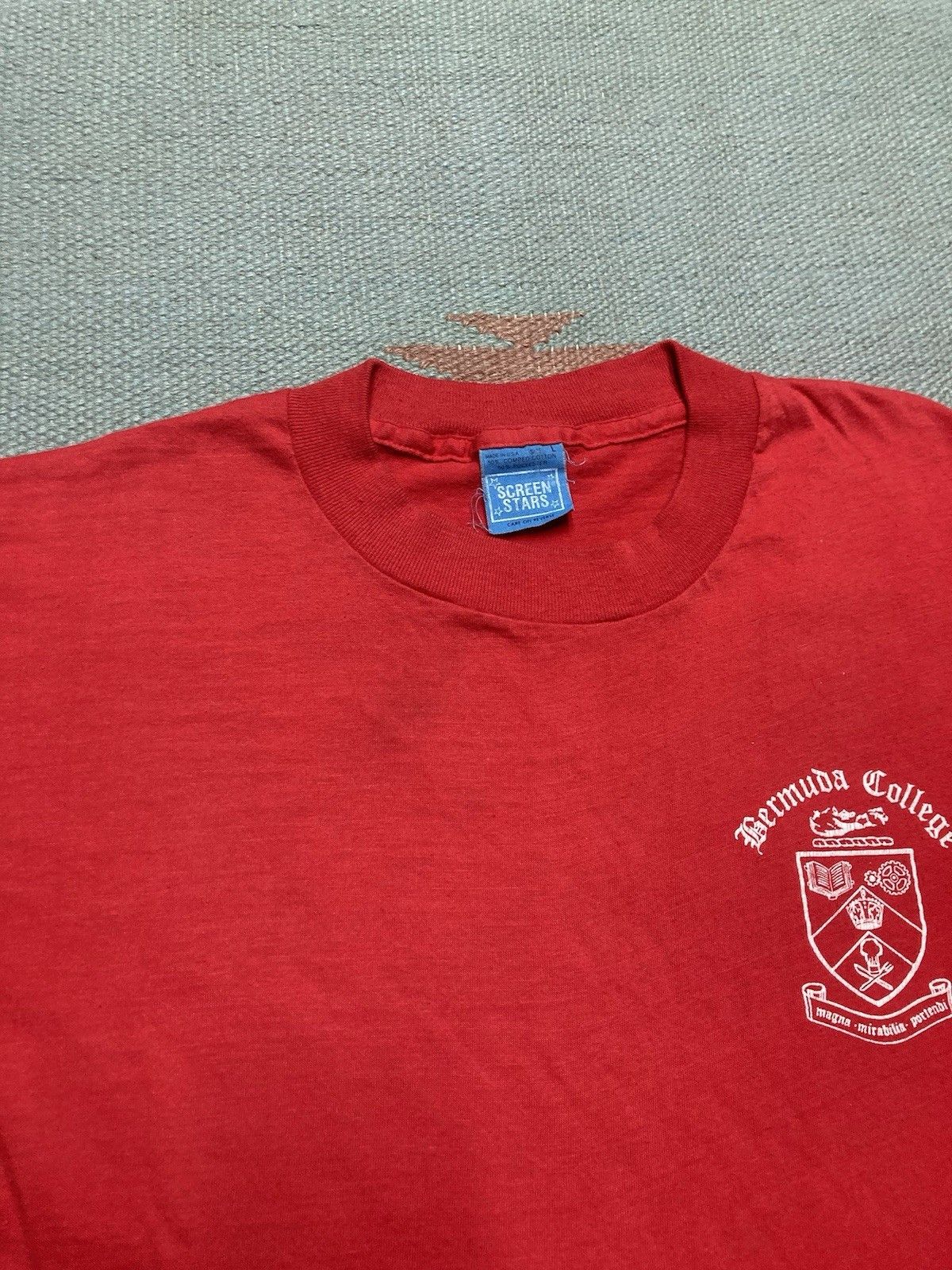 Vintage 80s graphic t shirt Bermuda college crest screen stars large Size US L / EU 52-54 / 3 - 3 Thumbnail