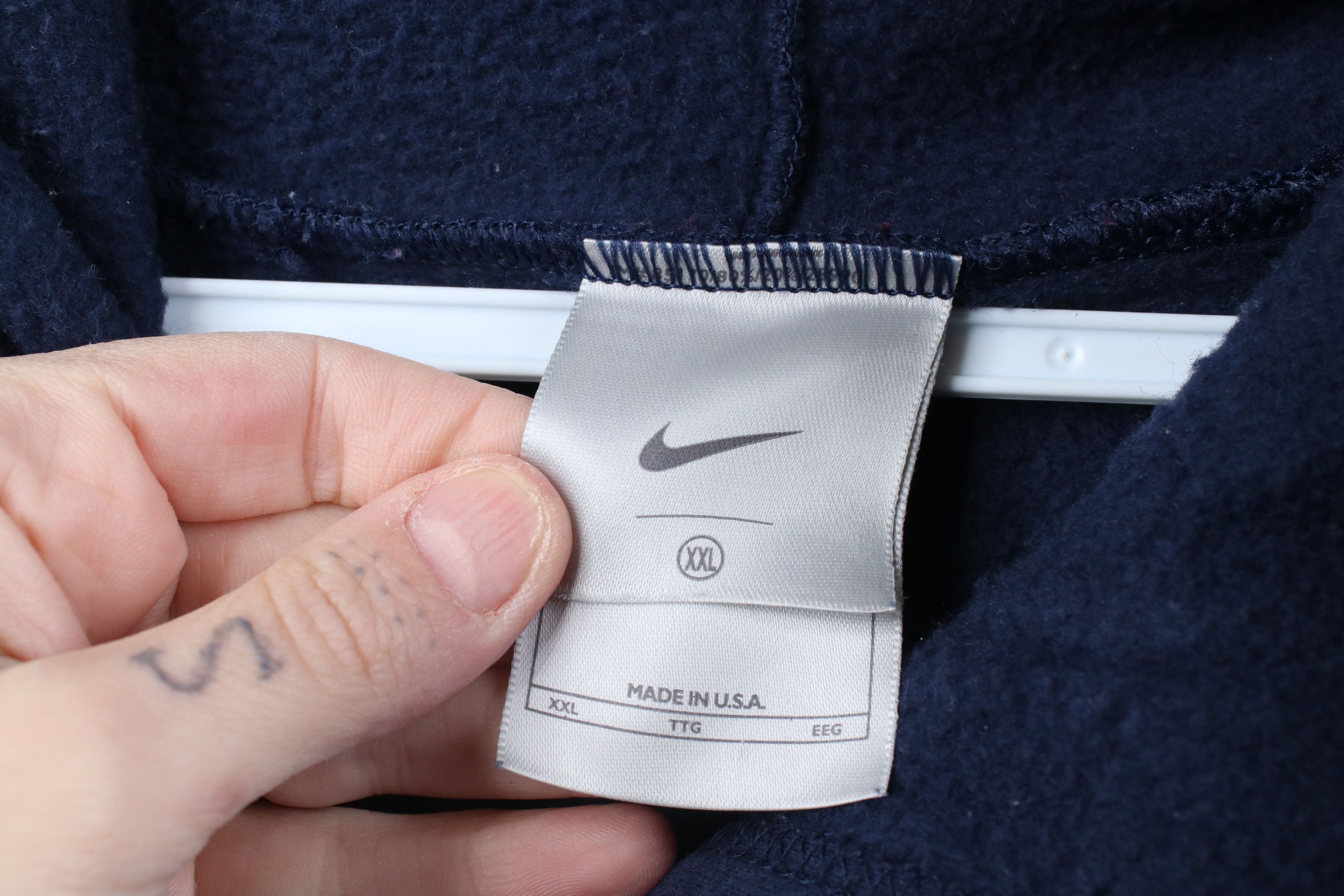 Nike Vintage 90s Y2K Nike Spell Heavyweight Hoodie Navy Blue USA Size US L / EU 52-54 / 3 - 6 Thumbnail